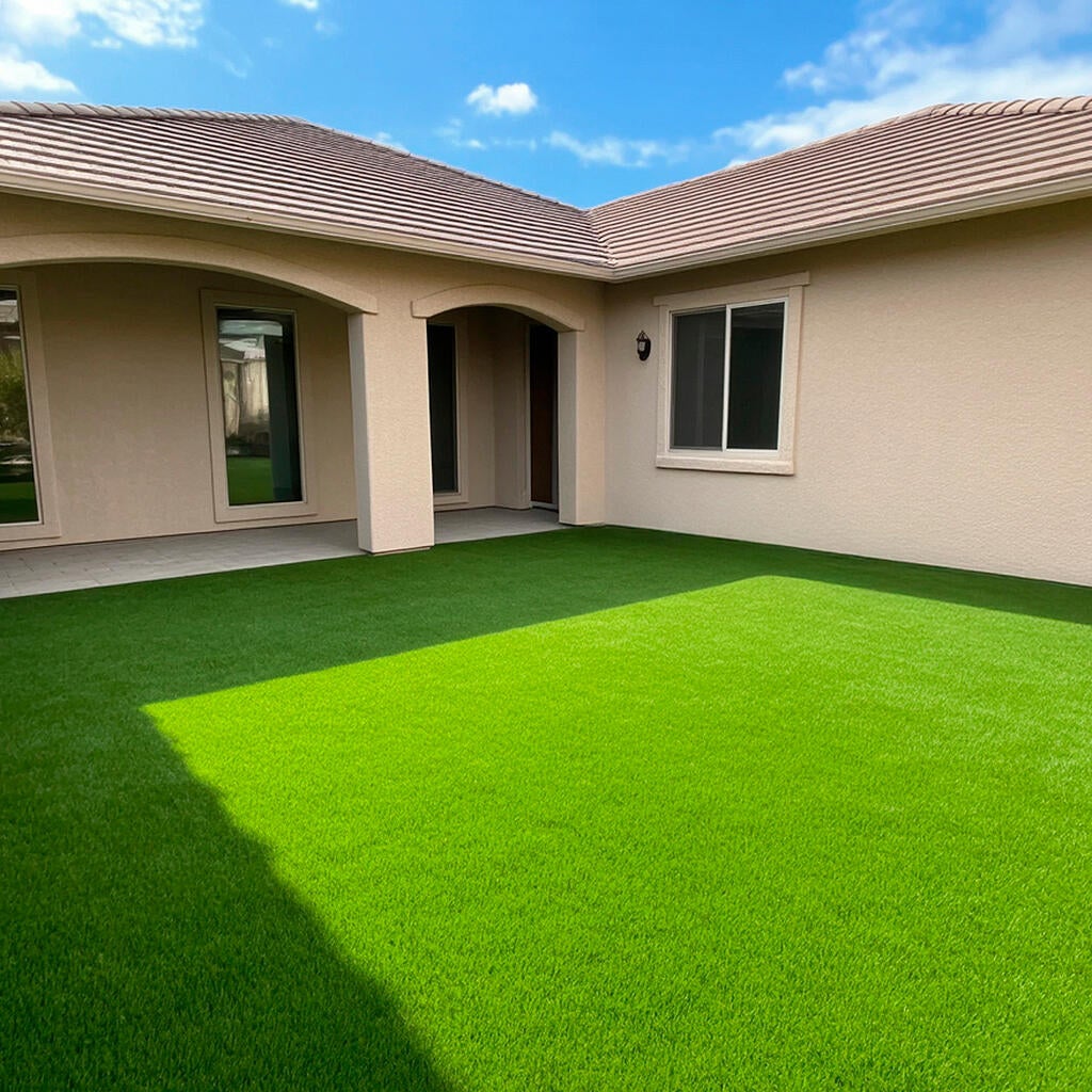 Rolo de relva artificial XAMANEK CALPE 45MM 2X5M 25200 pontadas m2 e 11000 DTex - 4