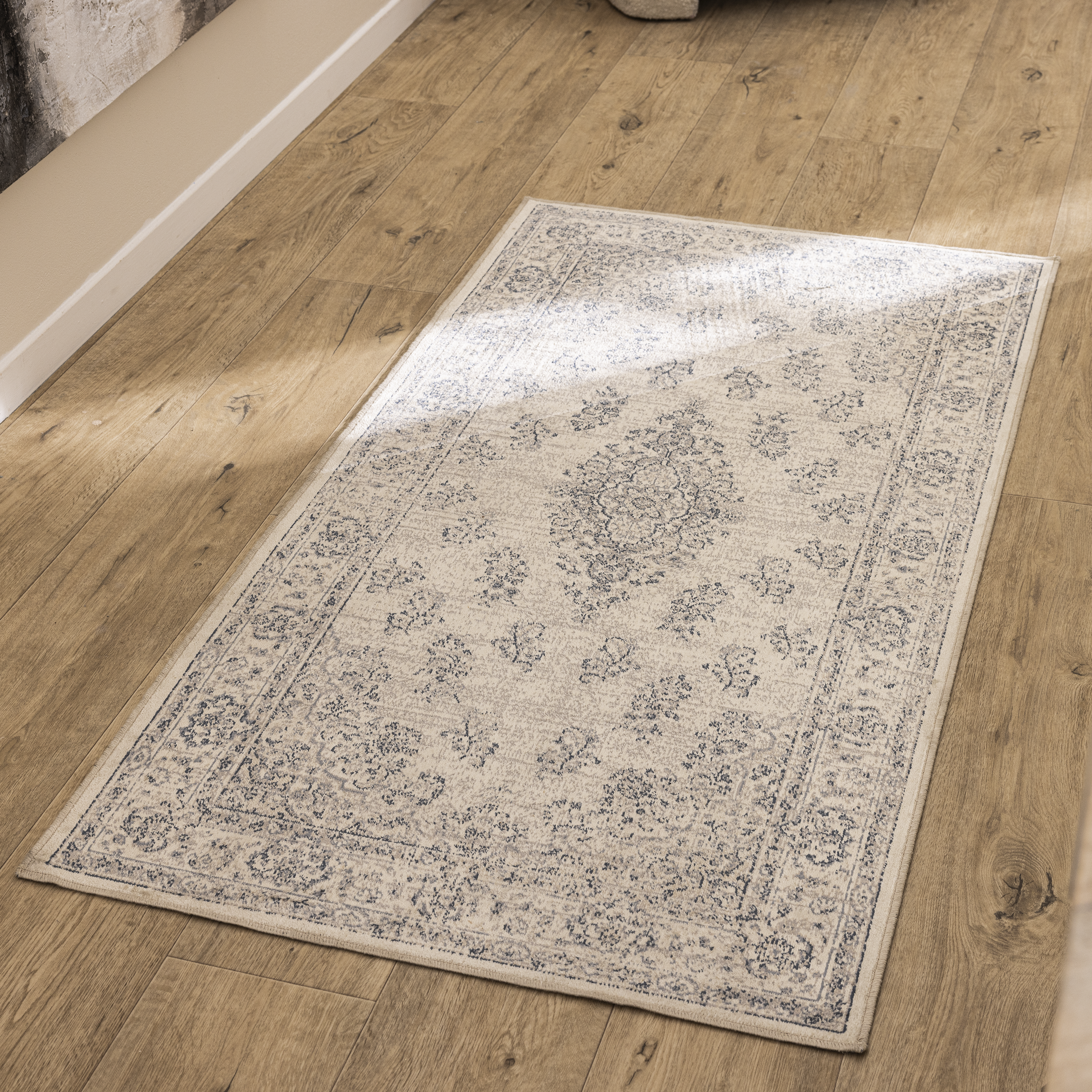 Alfombra  viscosa pelo corto INSPIRE Elista  azul  80x150cm - 2