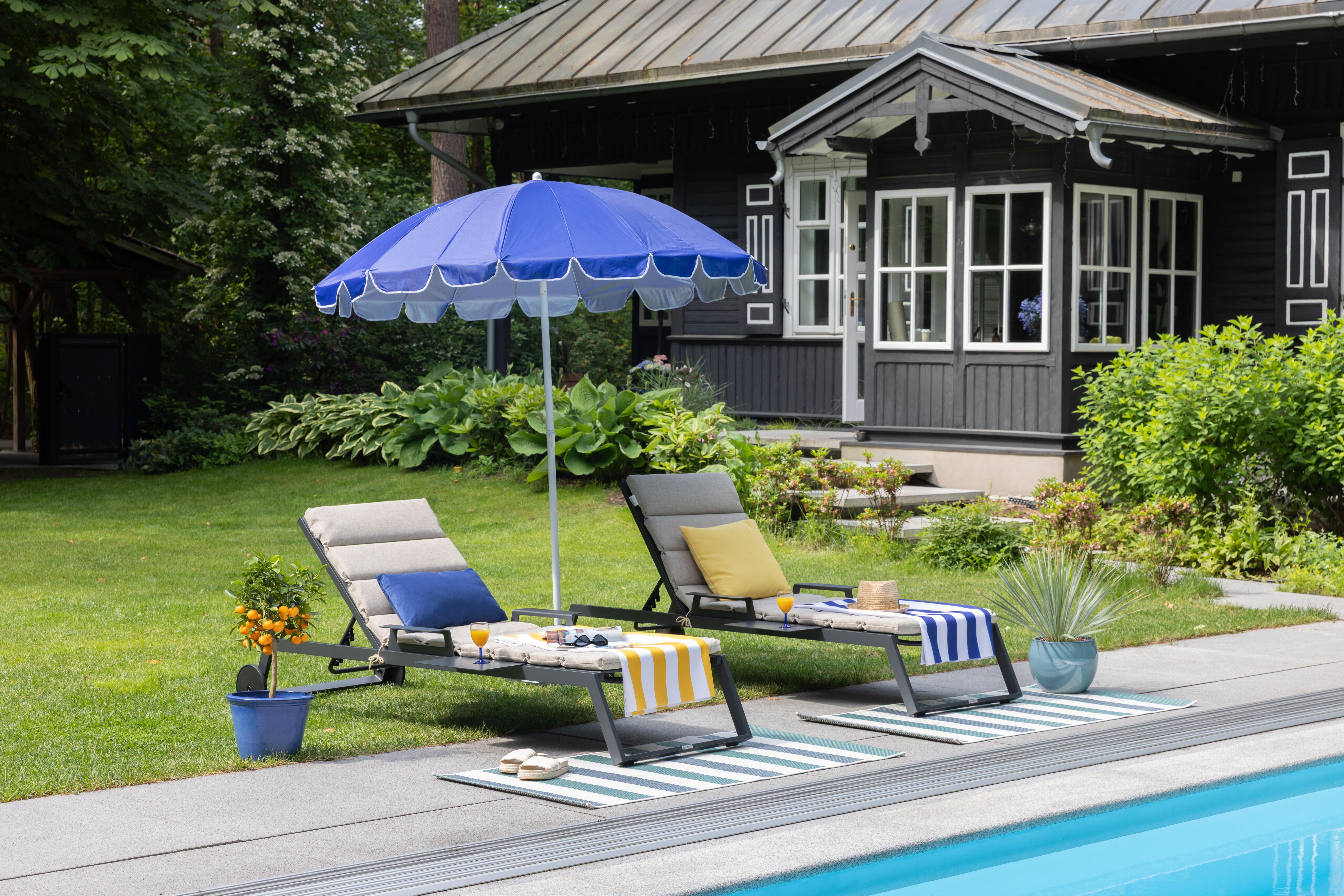 Poduszka welurowa Dubbo granatowa 50 x 30 cm Inspire - 3