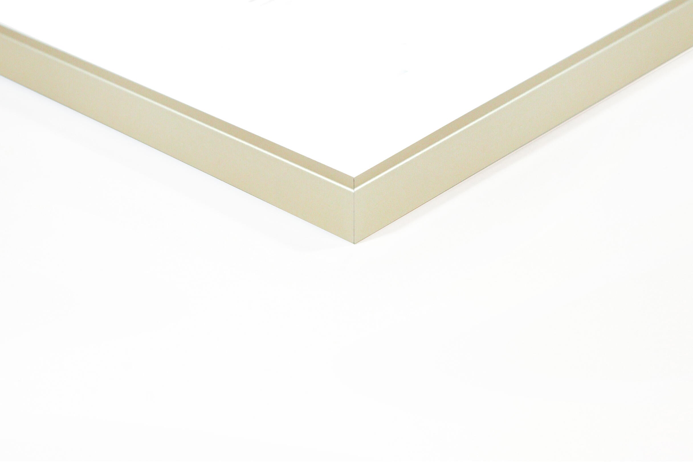 Cornice 70x100 cm in alluminio dorato opaco Accent - 6