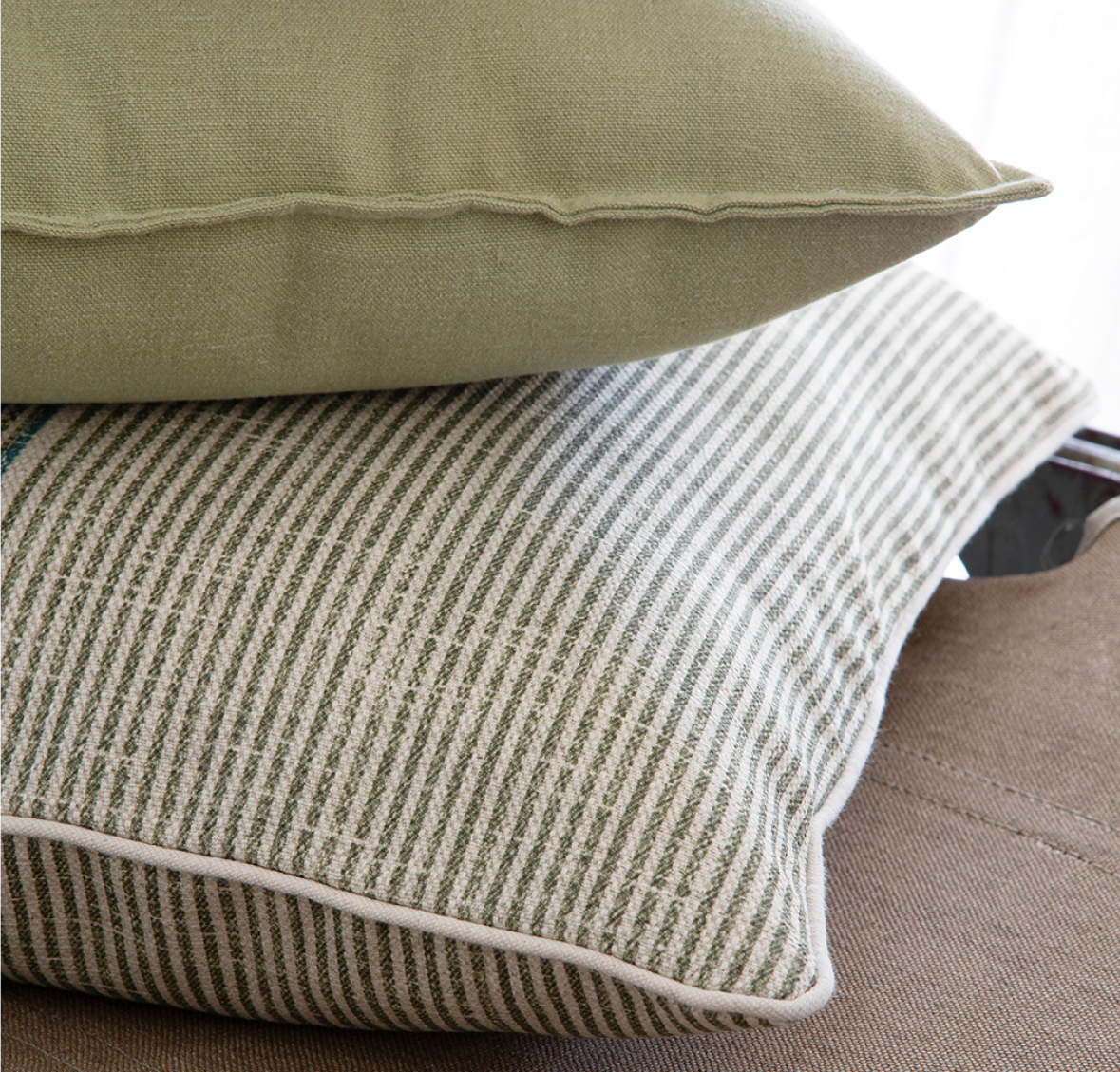 Cojín decorativo rectangular Ouassi rayas algodón, poliéster, lino, viscosa verde cordoncillo 30x50cm - 2