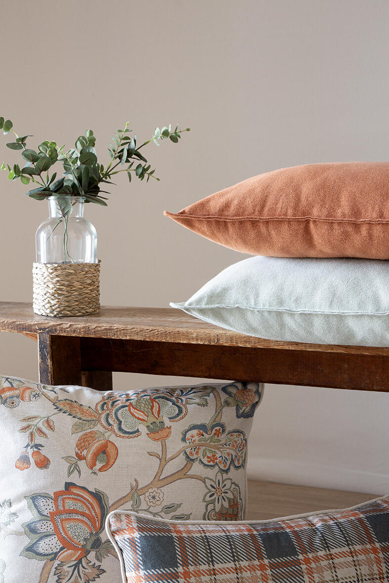 Cojín decorativo cuadrado Fay flor algodón, lino azul y blanco cordoncillo 50x50cm - 2