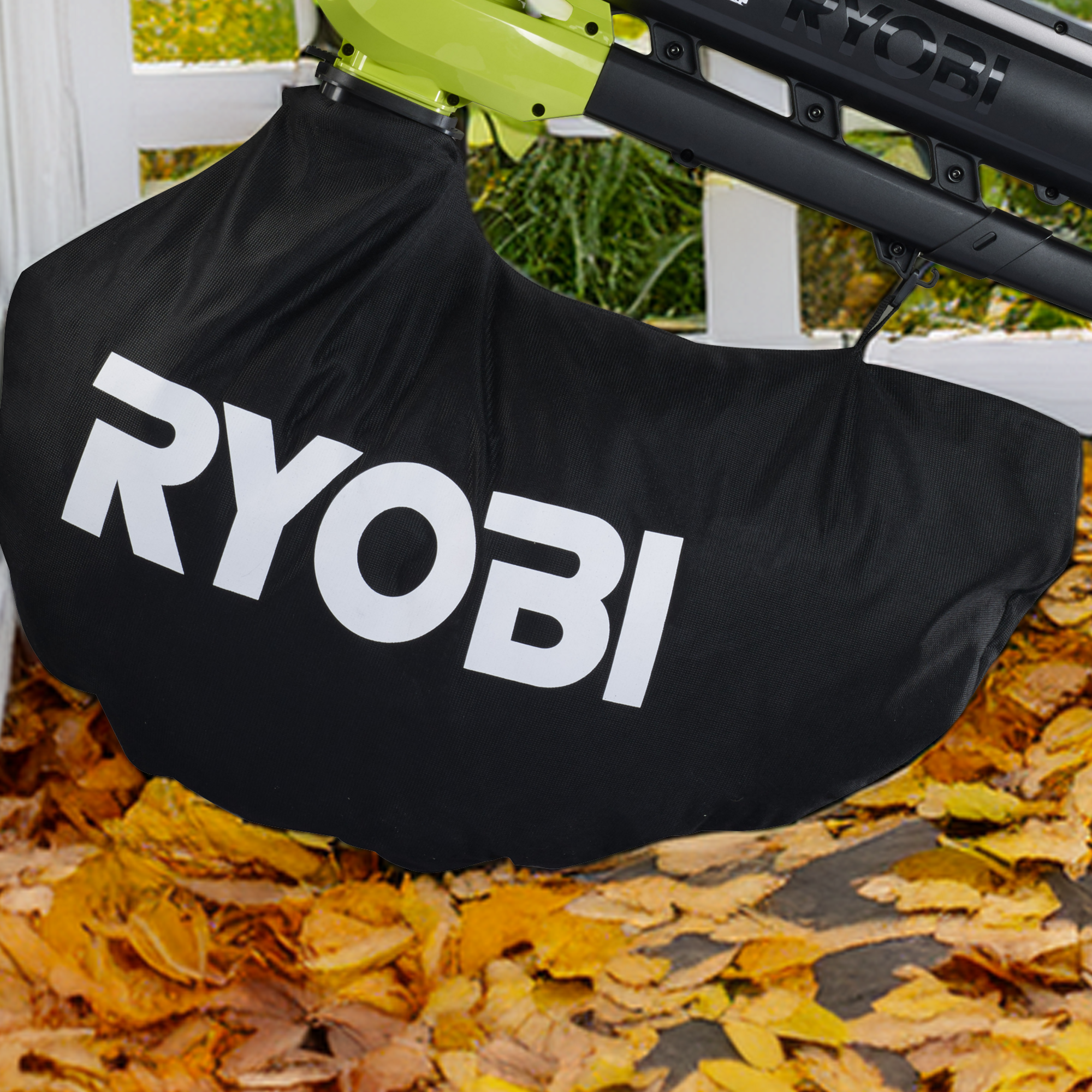 Worek na liście odkurzacza Ryobi.