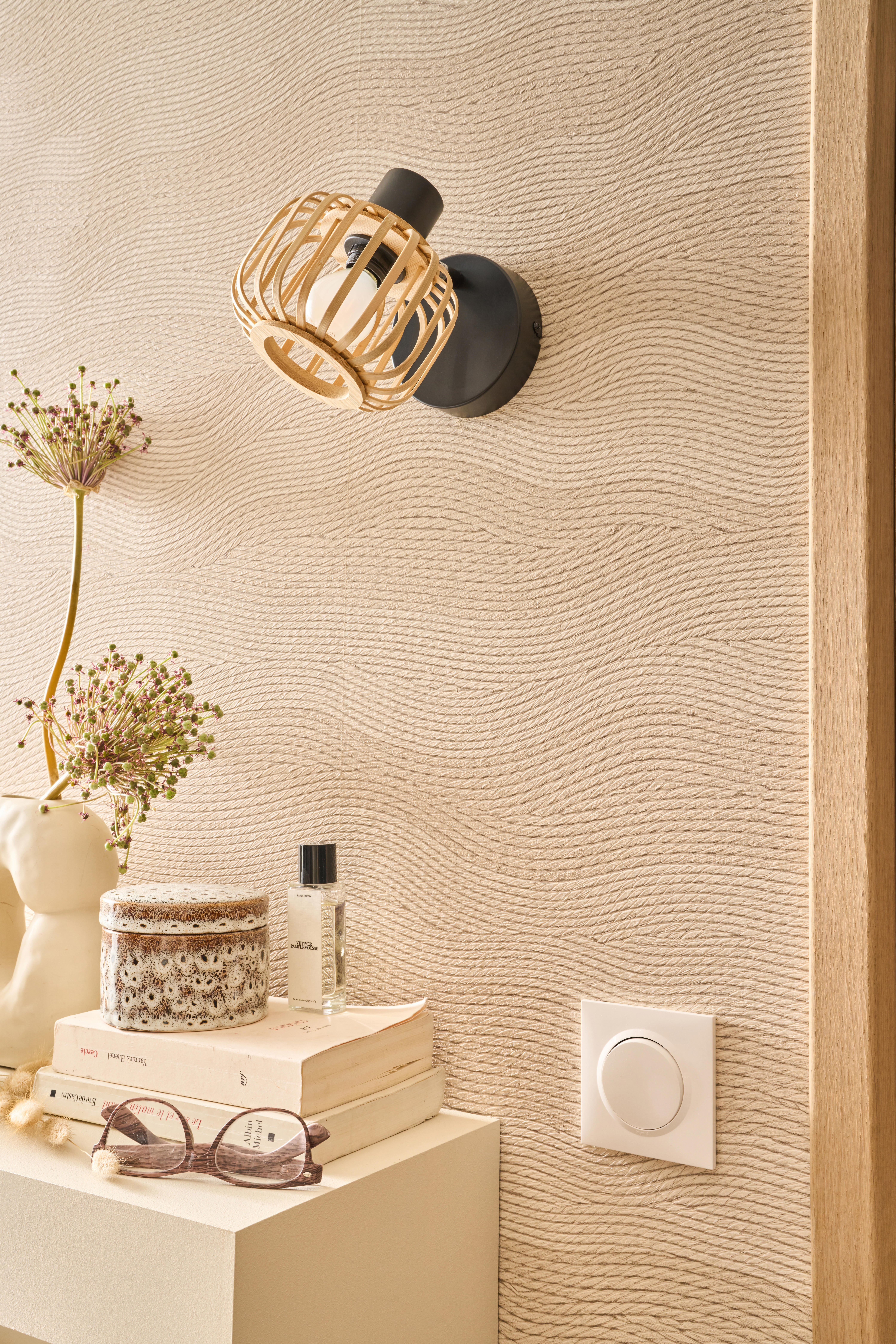 Foco decorativo INSPIRE PECAN E14 1 LÂMPADA METAL MATE PRETO/BAMBU - 12