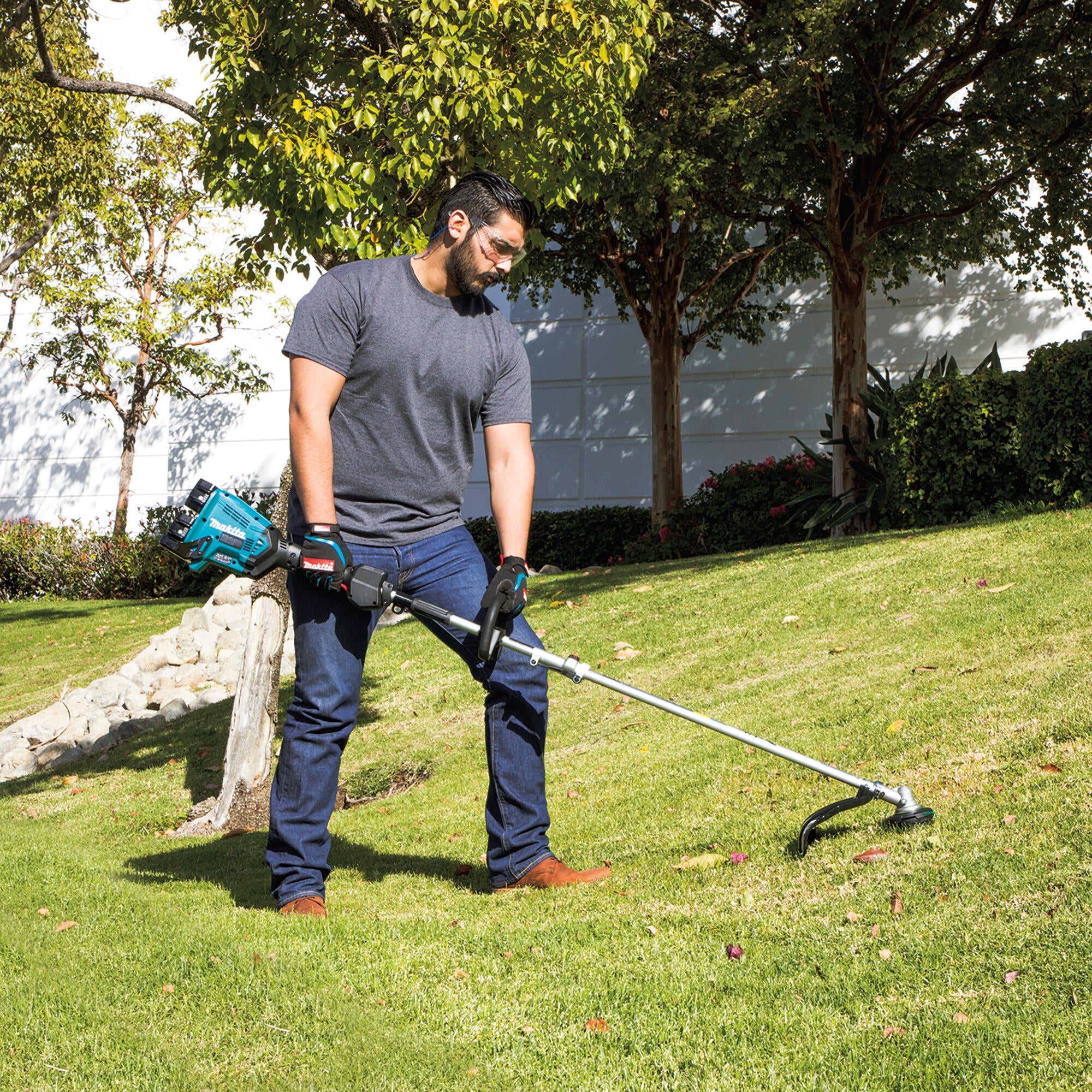 Desbrozadora de batería MAKITA DUR369LZ