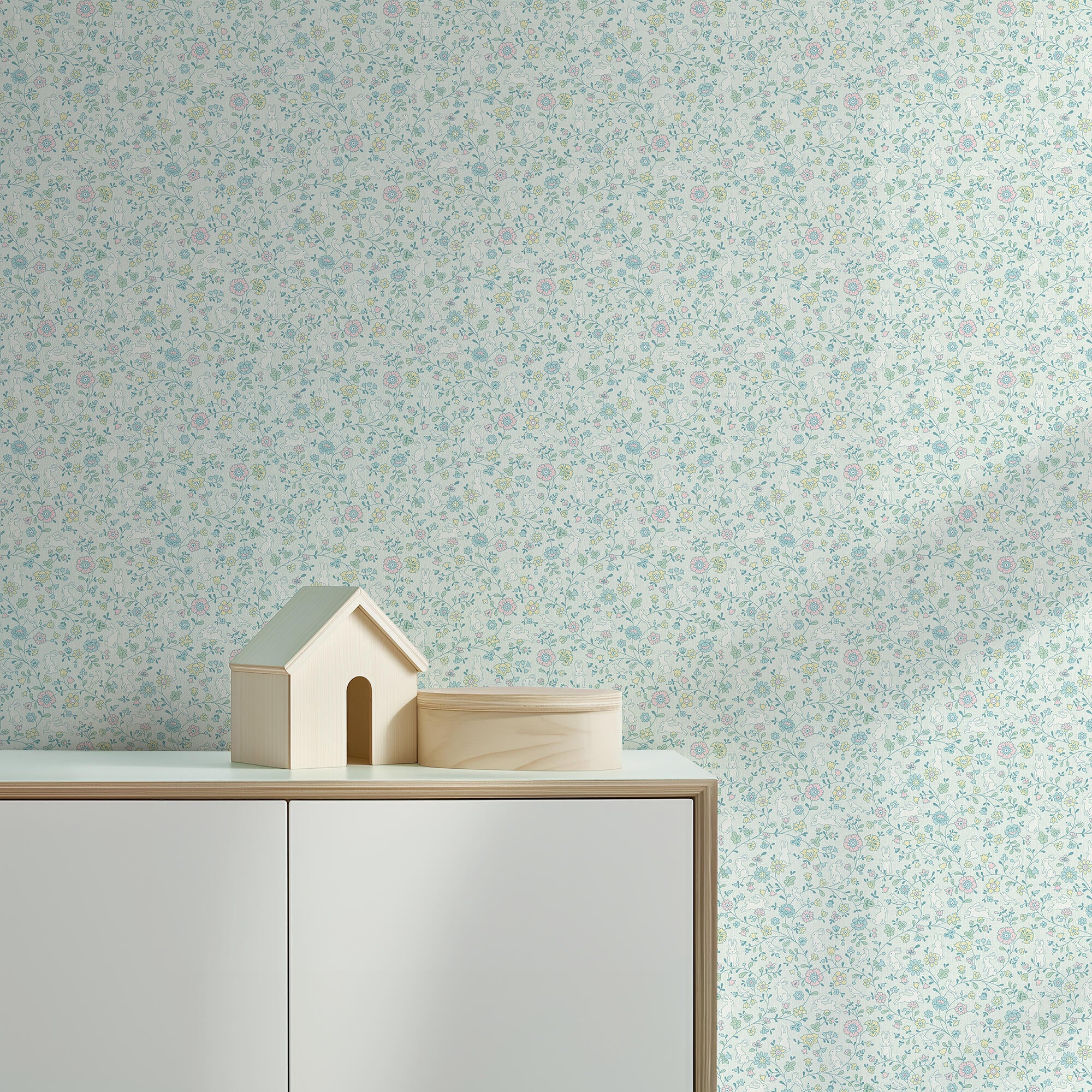 Papel pintado vinilo aplicación cola en pared infantil flores y animales domésticos multicolor grandeco 53cmx10m lavable