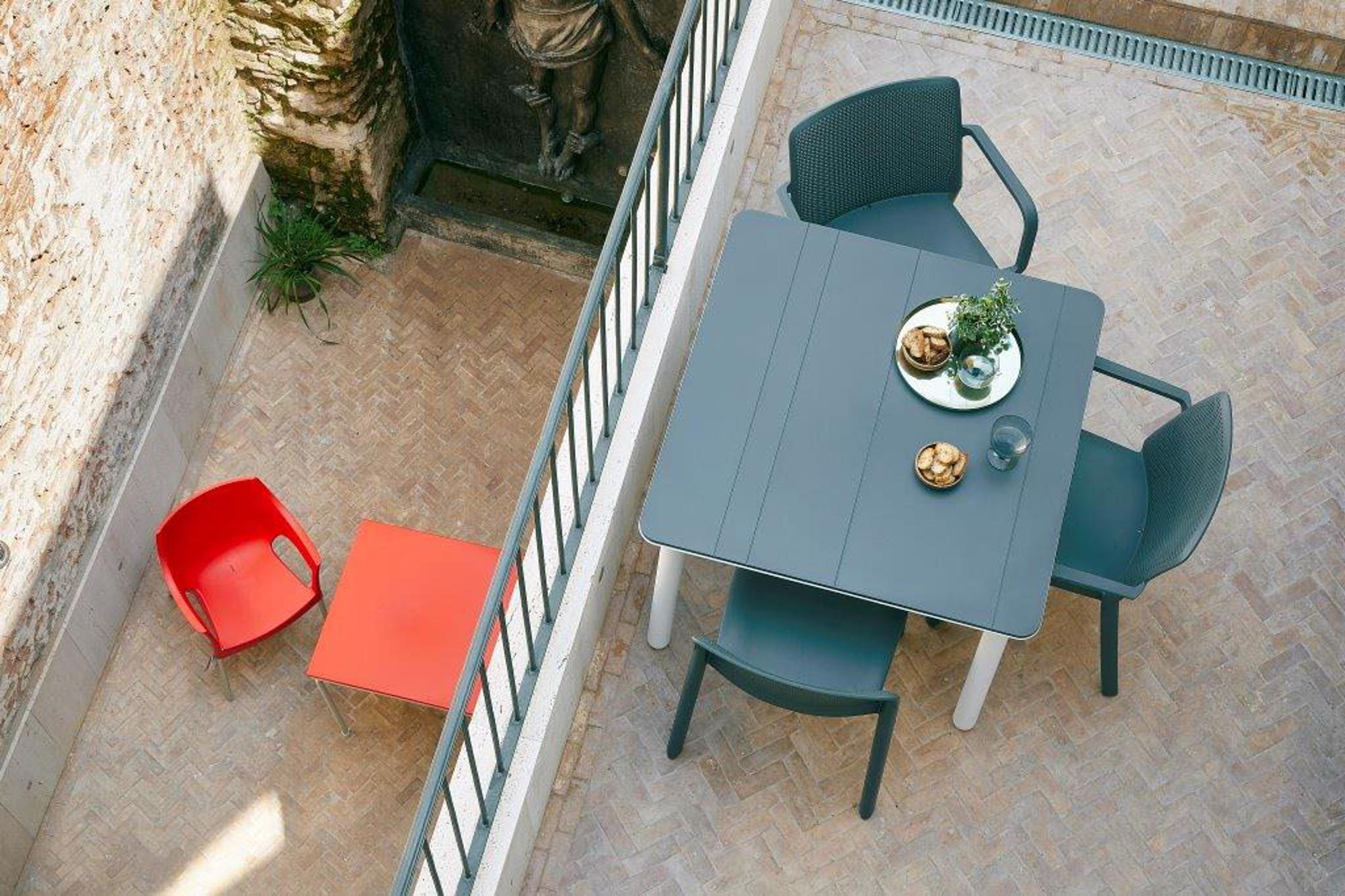 Mesa de jardín de comedor de polipropileno Noa blanco de 90x74x90 cm - 8