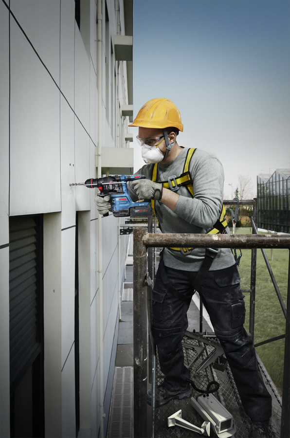 Marteau perforateur sans fil 18V BOSCH PROFESSIONAL GBH18V-22 + 2 batteries 4Ah - 5