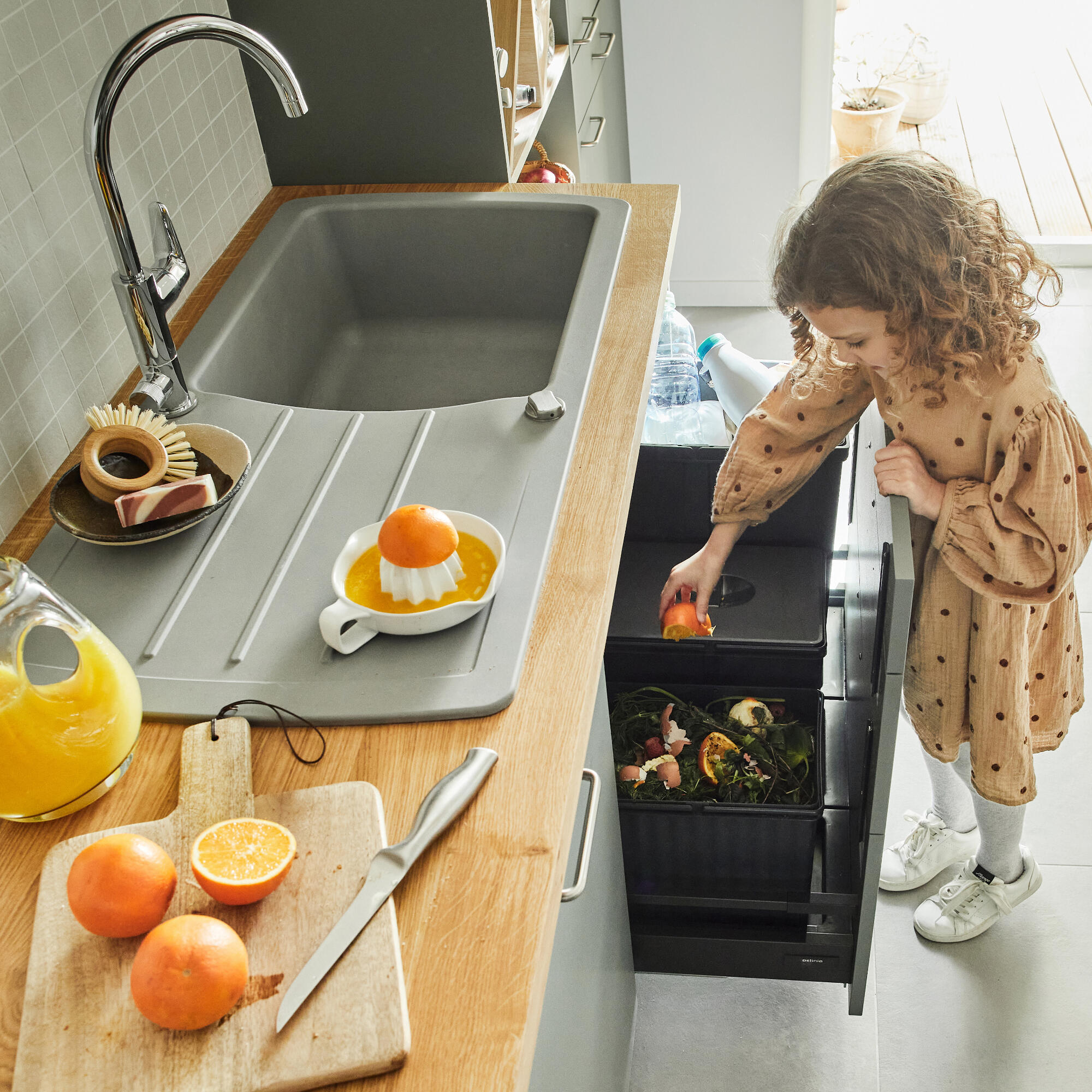 Balde de lixo DELINIA 18L CINZA E PRETO - 3