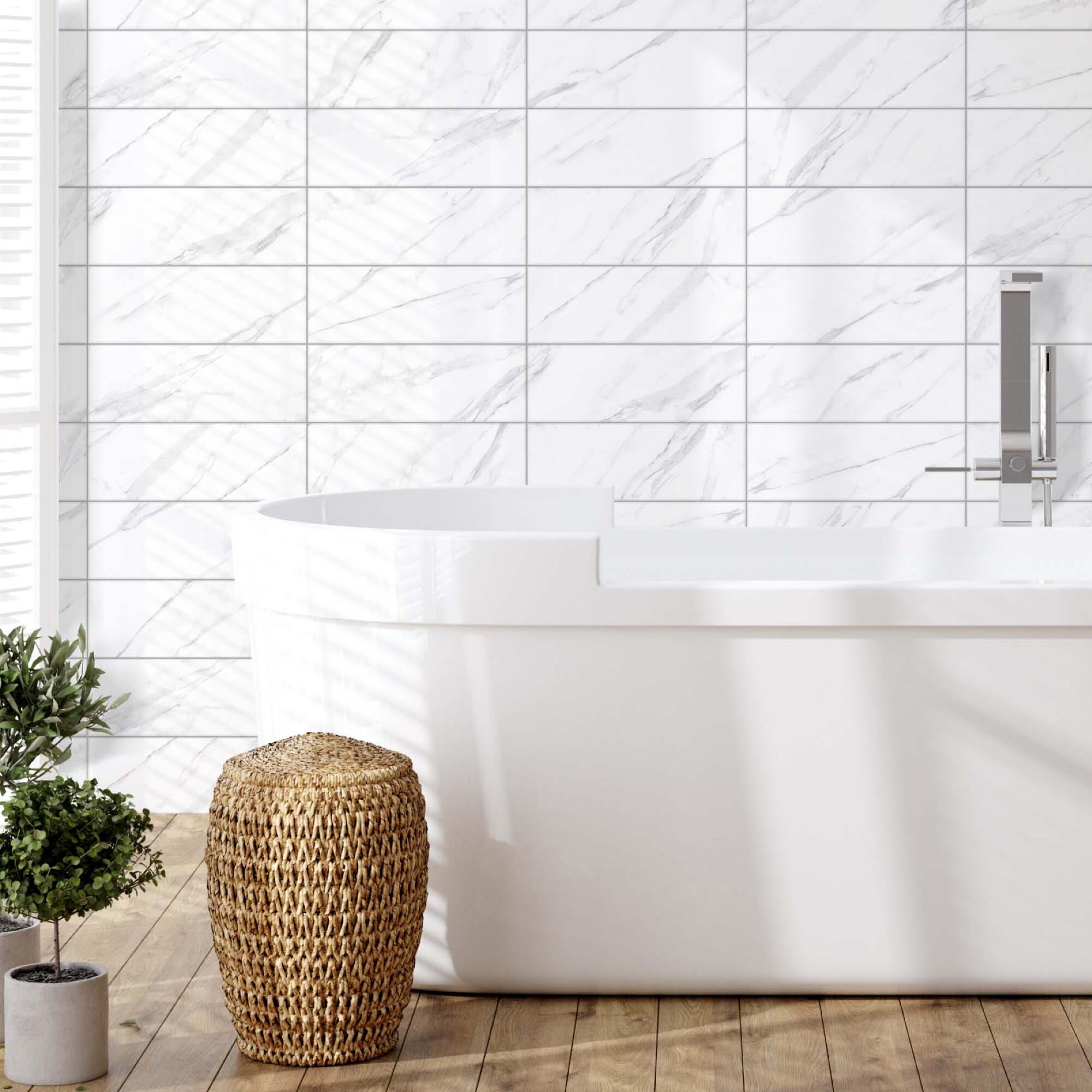 Faianta 10 x 30 cm, Carrara, aspect marmura, alb, lucios