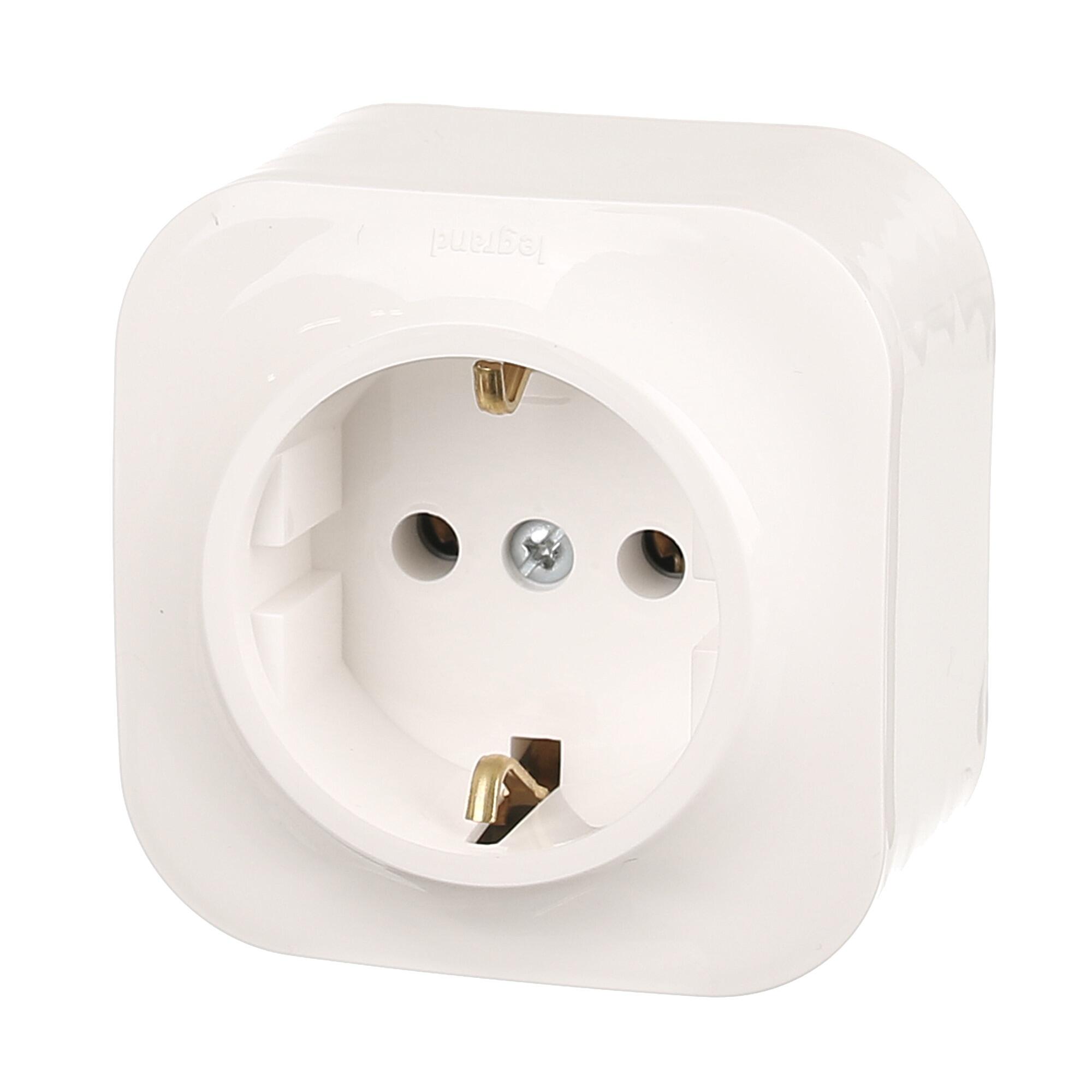 Priza schuko simpla Legrand Forix, montaj aplicat, interior, IP20, alba