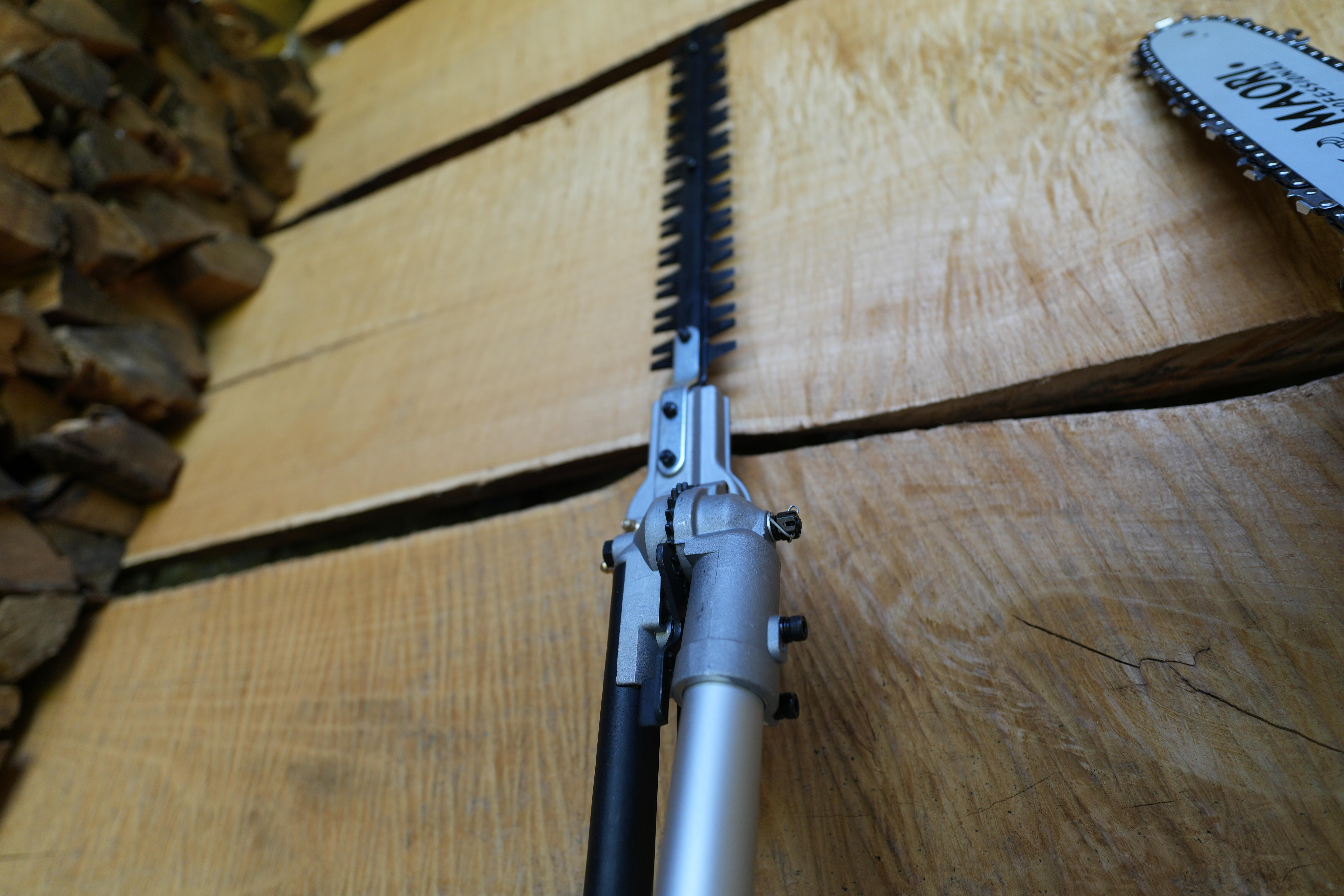 Decespugliatore a scoppio 2 tempi 33 cm³ Multitool maori impugnatura a d con testa in nylon 2 fili - 13