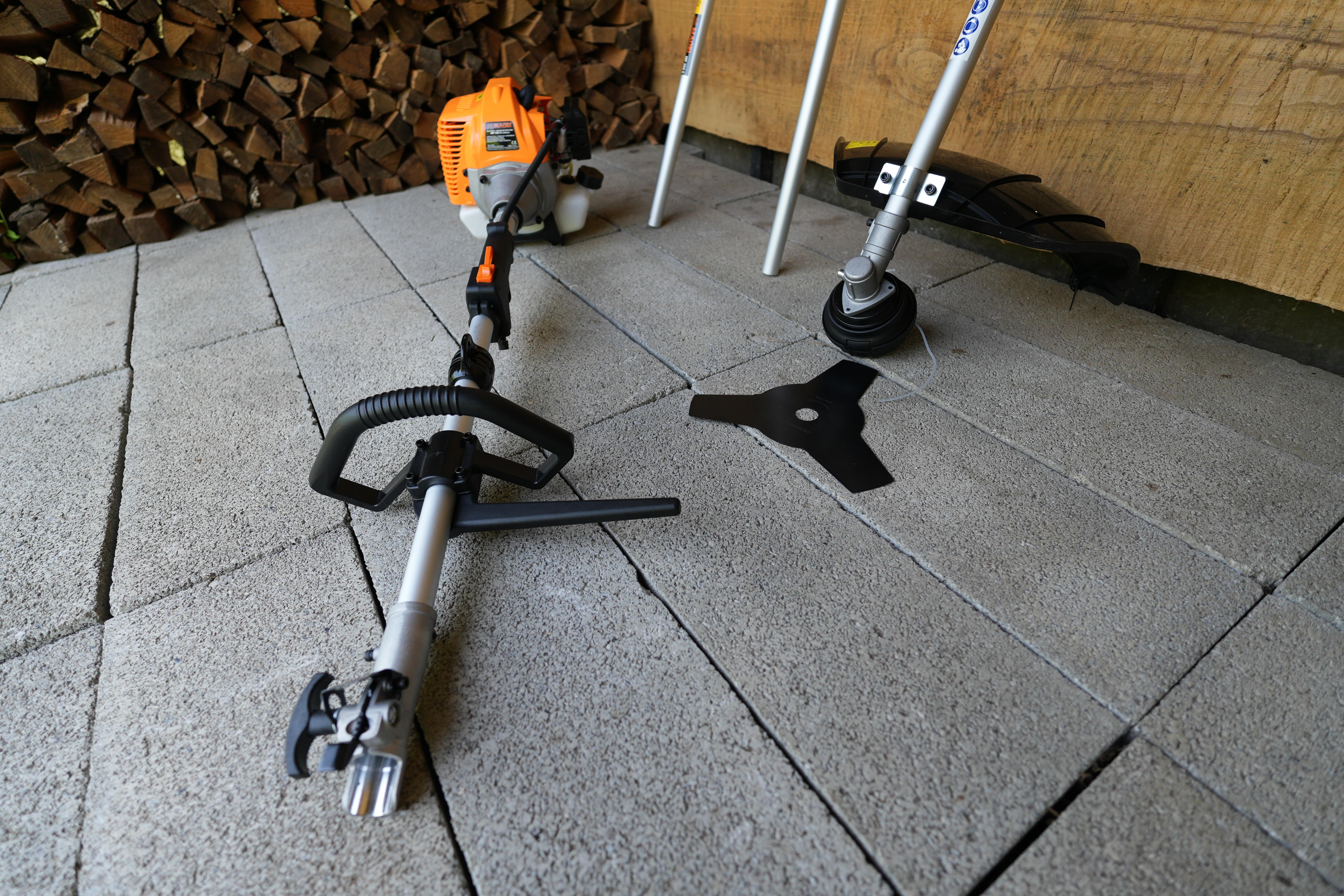 Decespugliatore a scoppio 2 tempi 33 cm³ Multitool maori impugnatura a d con testa in nylon 2 fili - 3