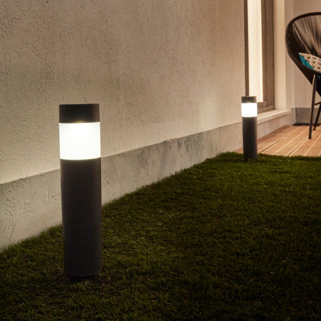 Lot 2 balises solaires à piquer H.39 cm blanc neutre 2 Lumen noir Praia INSPIRE