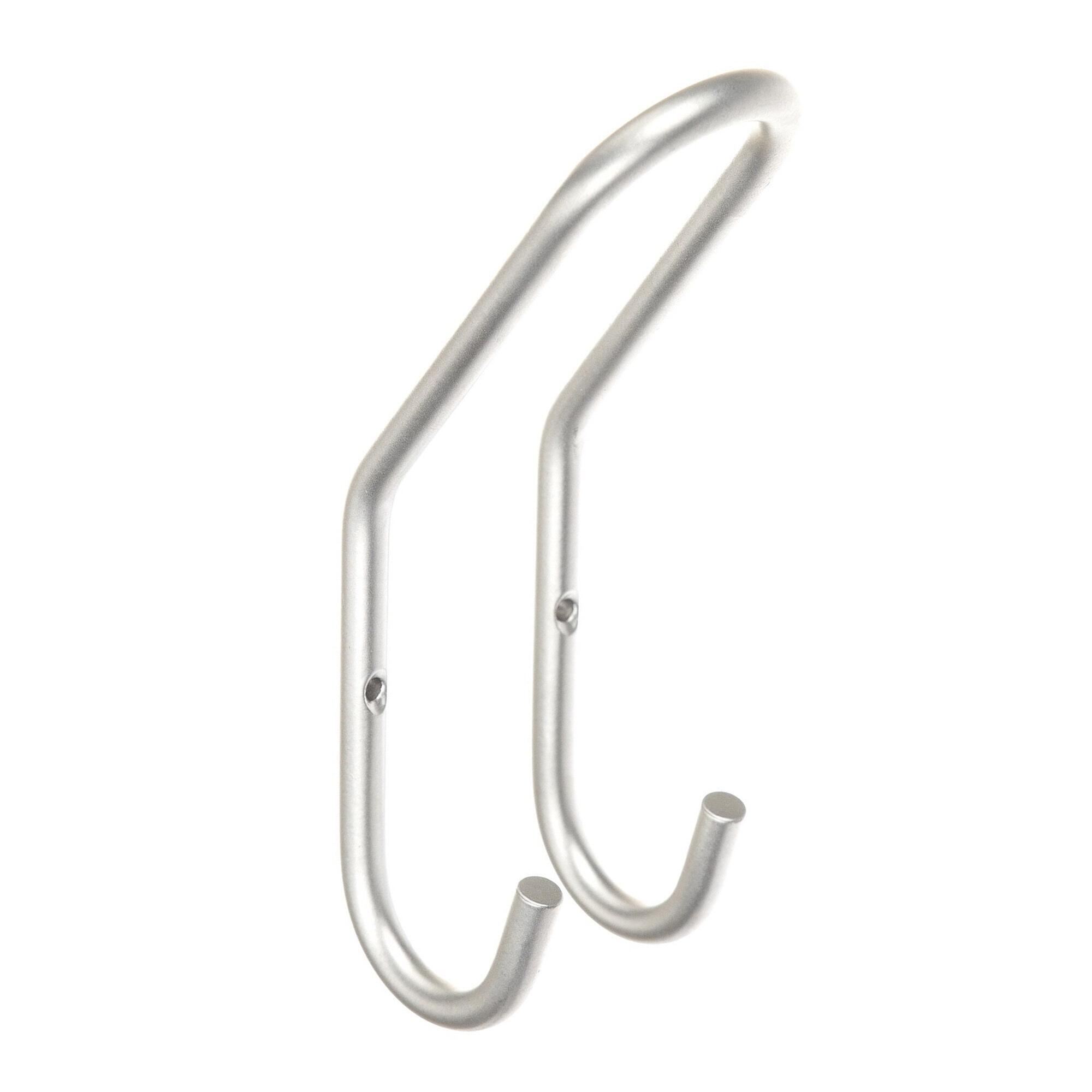 Cuier perete, o agatatoare tripla, metal, 15.5 cm, argintiu