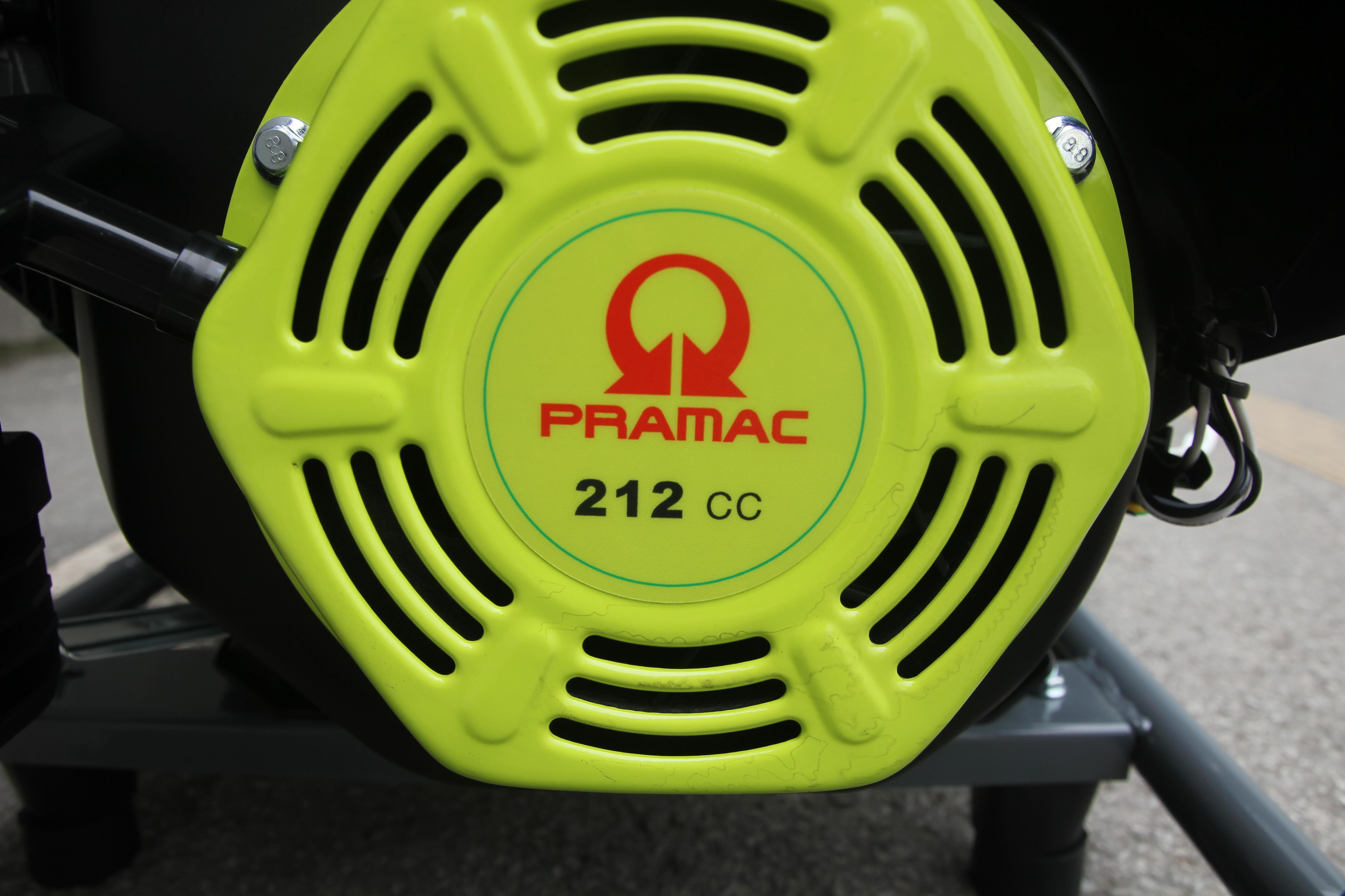 Gerador a gasolina com AVR arranque elétrico 2900W/2700W Pramac EPW3000 - 22
