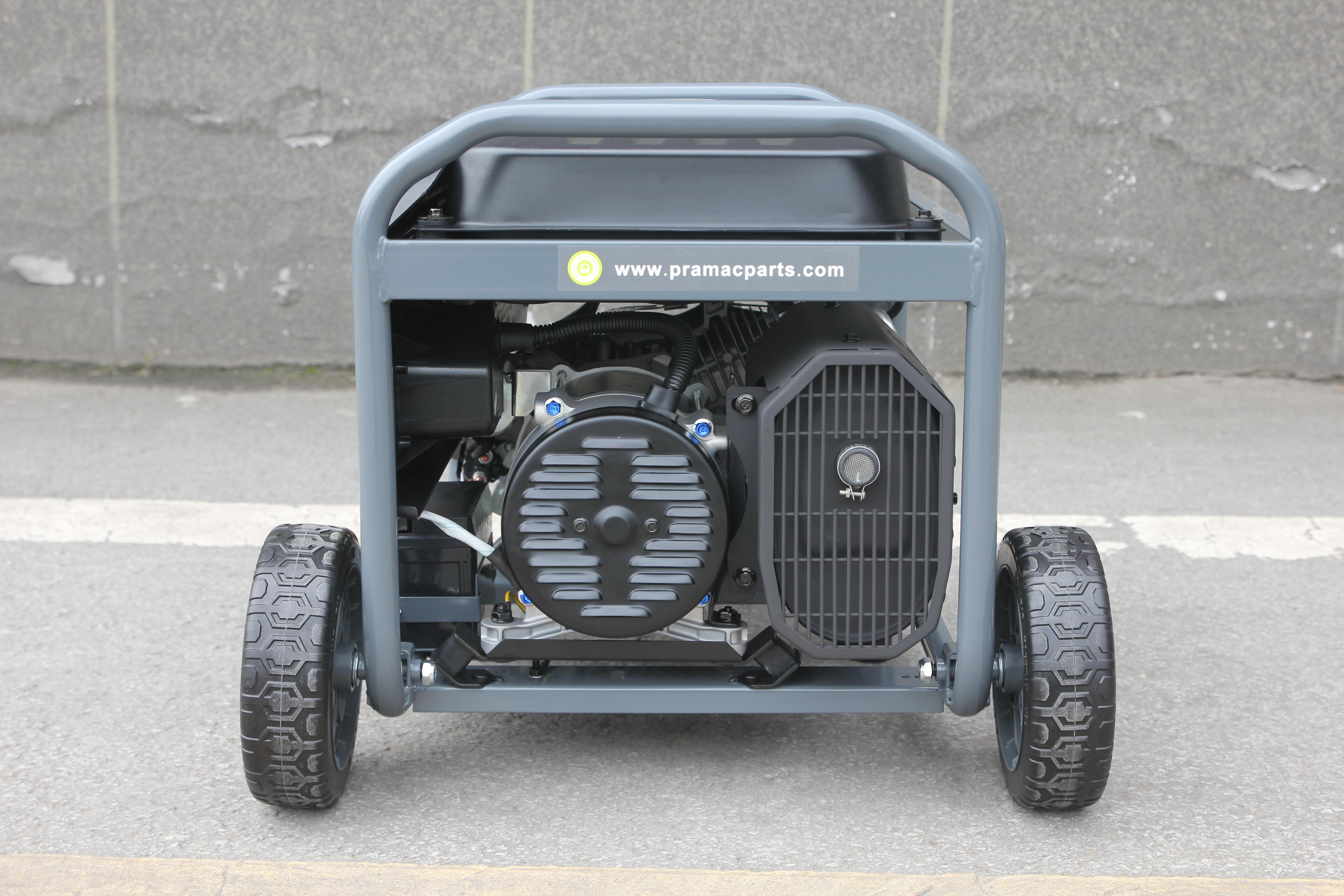 Gerador a gasolina com AVR arranque elétrico 2900W/2700W Pramac EPW3000 - 9