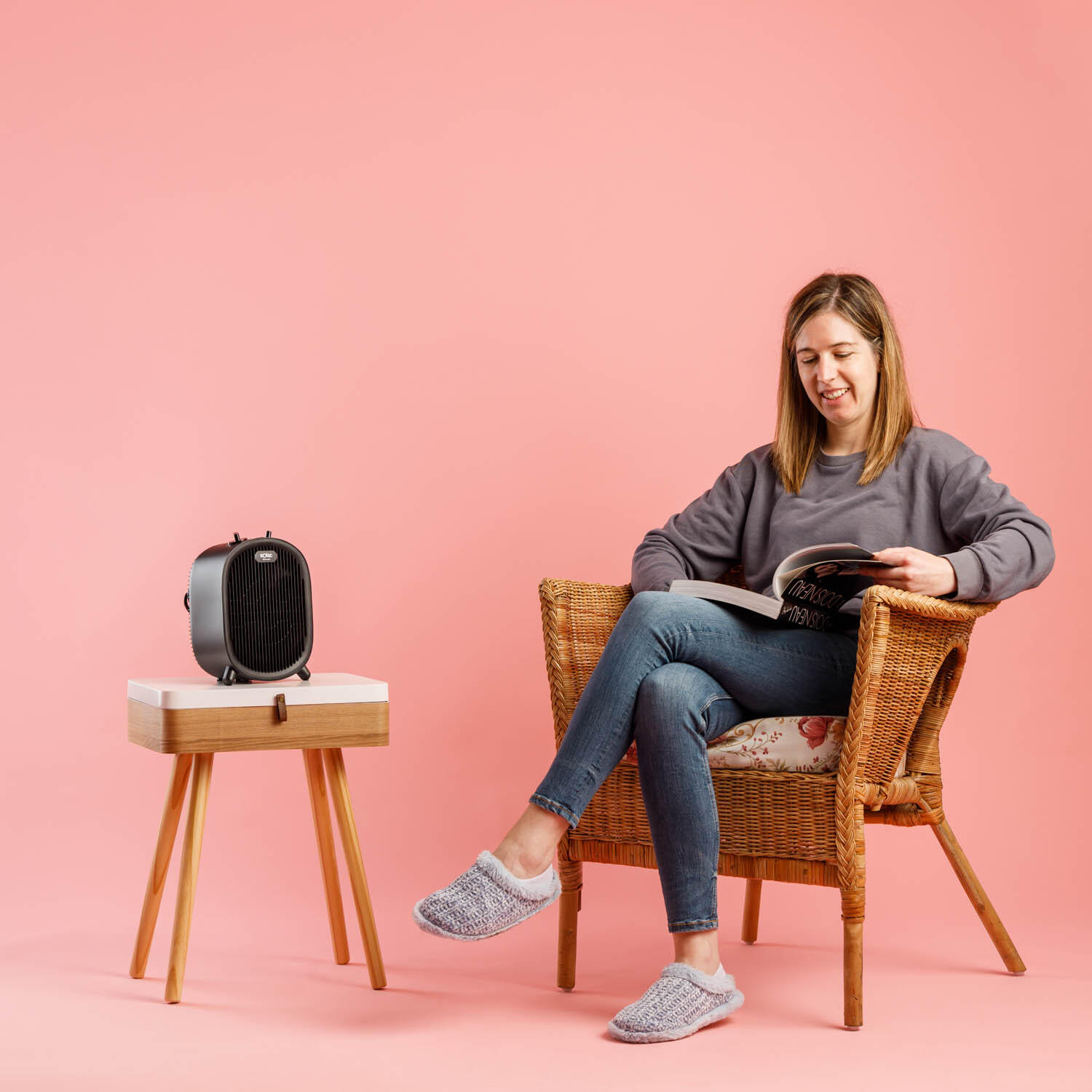 Calefactor eléctrico Solac TV8436 de 2000W de potencia en color negro
 - 3