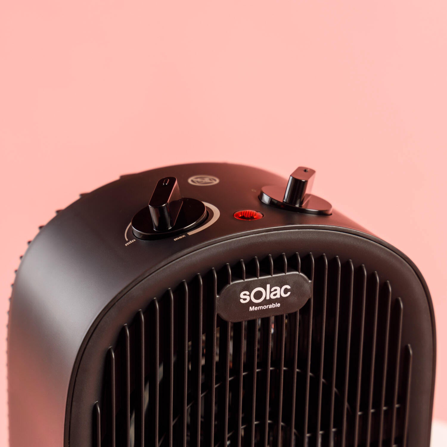 Calefactor eléctrico Solac TV8436 de 2000W de potencia en color negro
 - 5