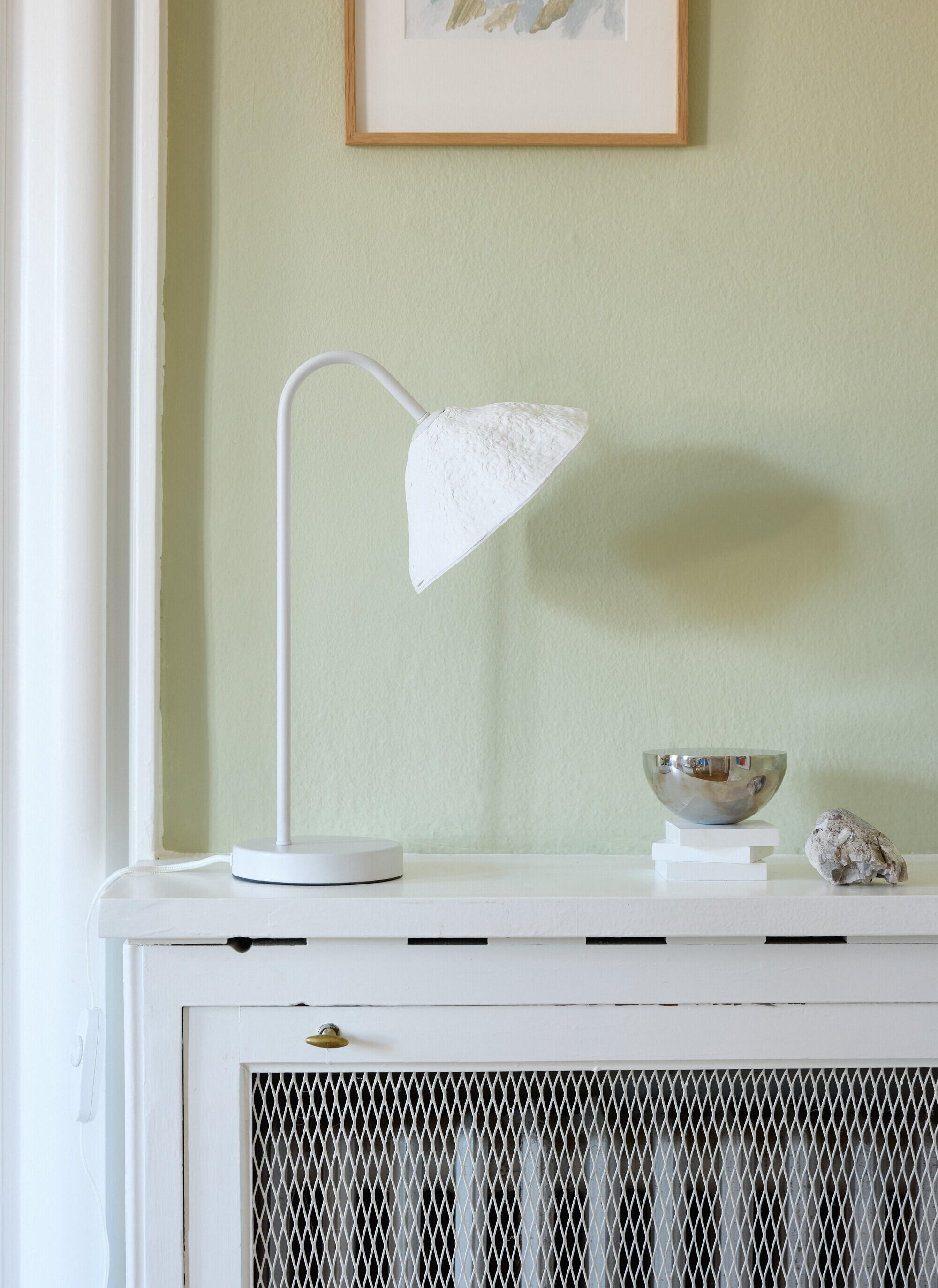 Lámpara de mesa compatible con casquillo e14 con control de la intensidad de la luz lotus leaf osram con estructura blanca pantalla blanca de papel alimentación a red