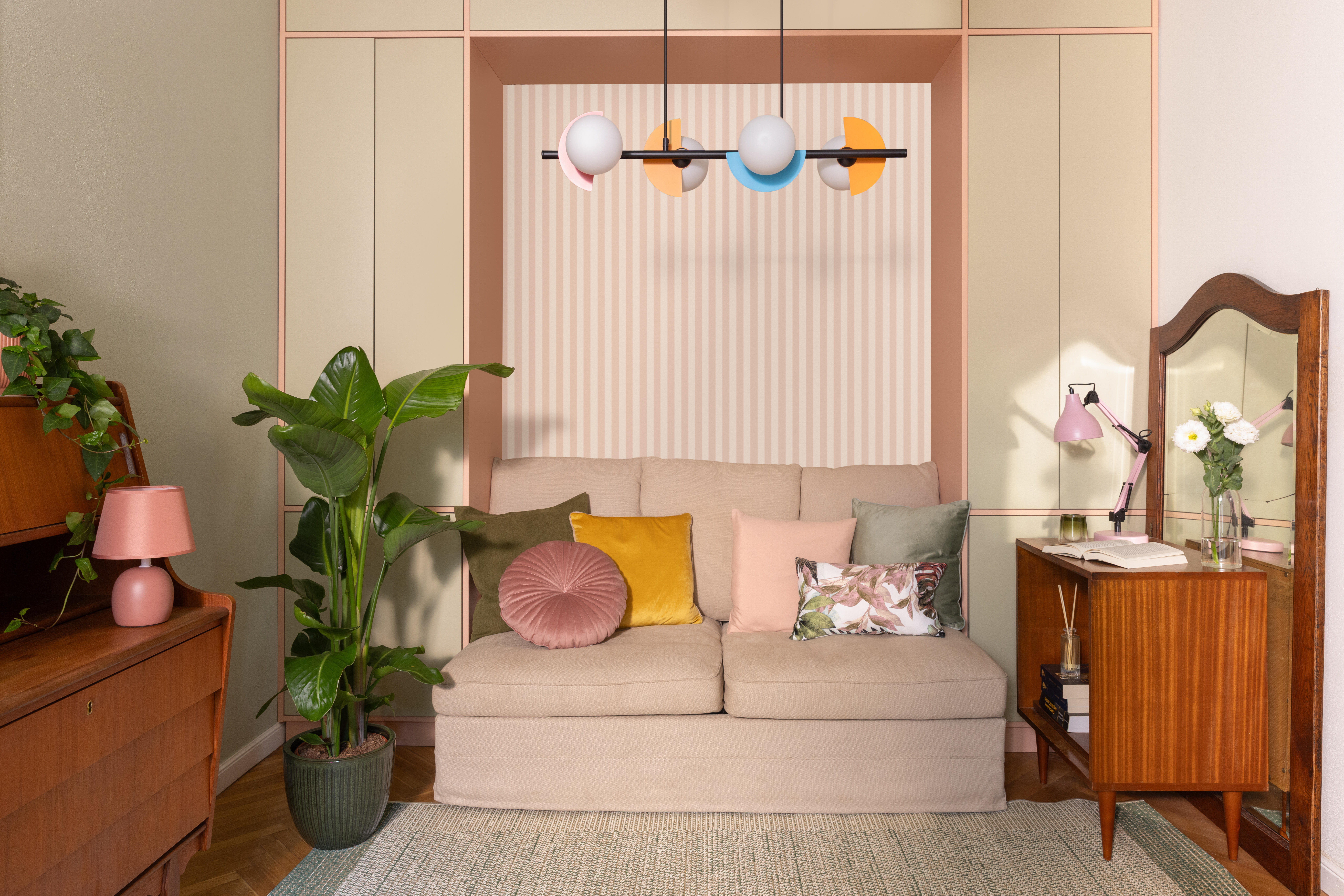 Poduszka okrągła welurowa Tony Bistro różowa śr. 40 cm Inspire - 5