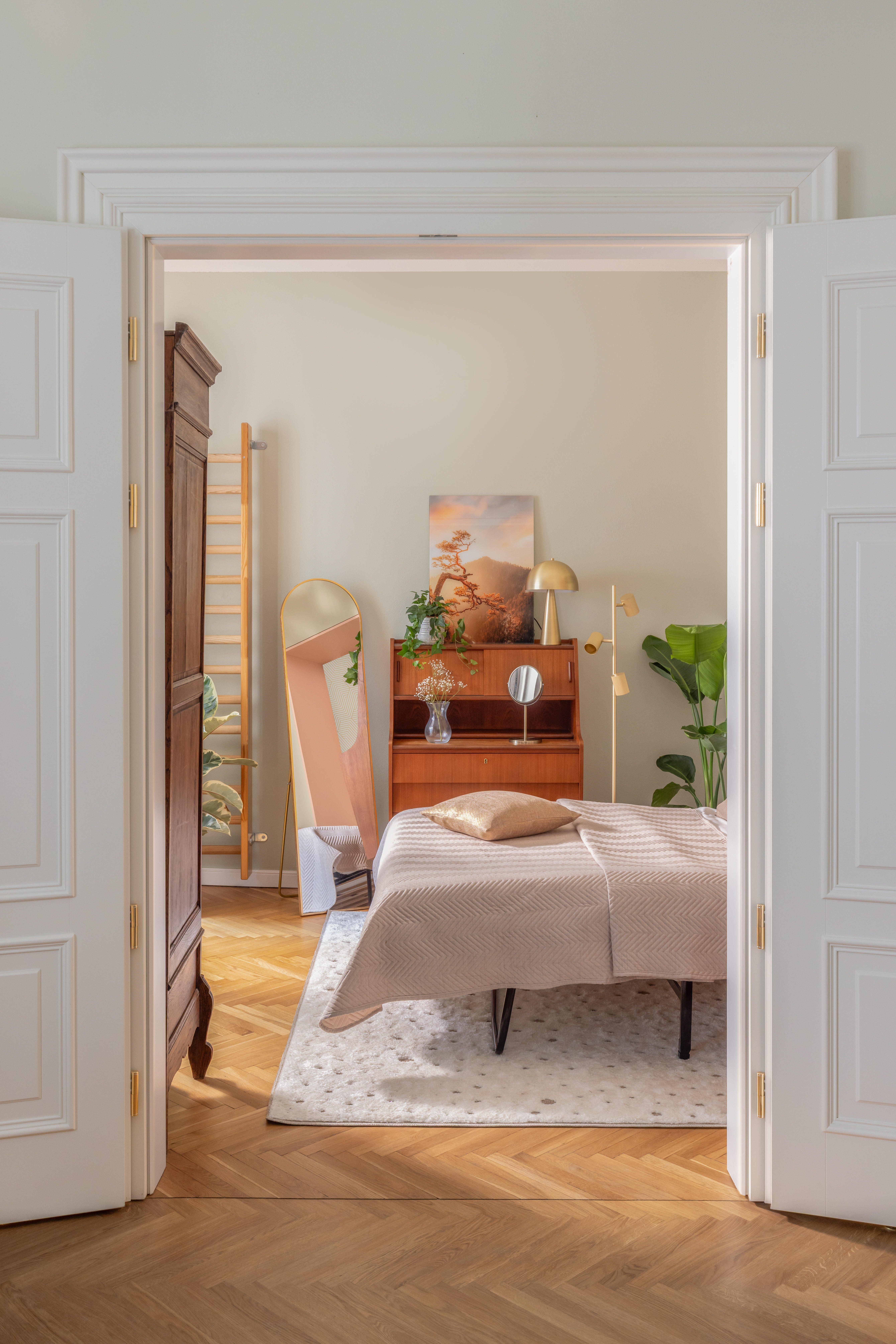 Poduszka Marble złota 45 x 45 cm Inspire - 2