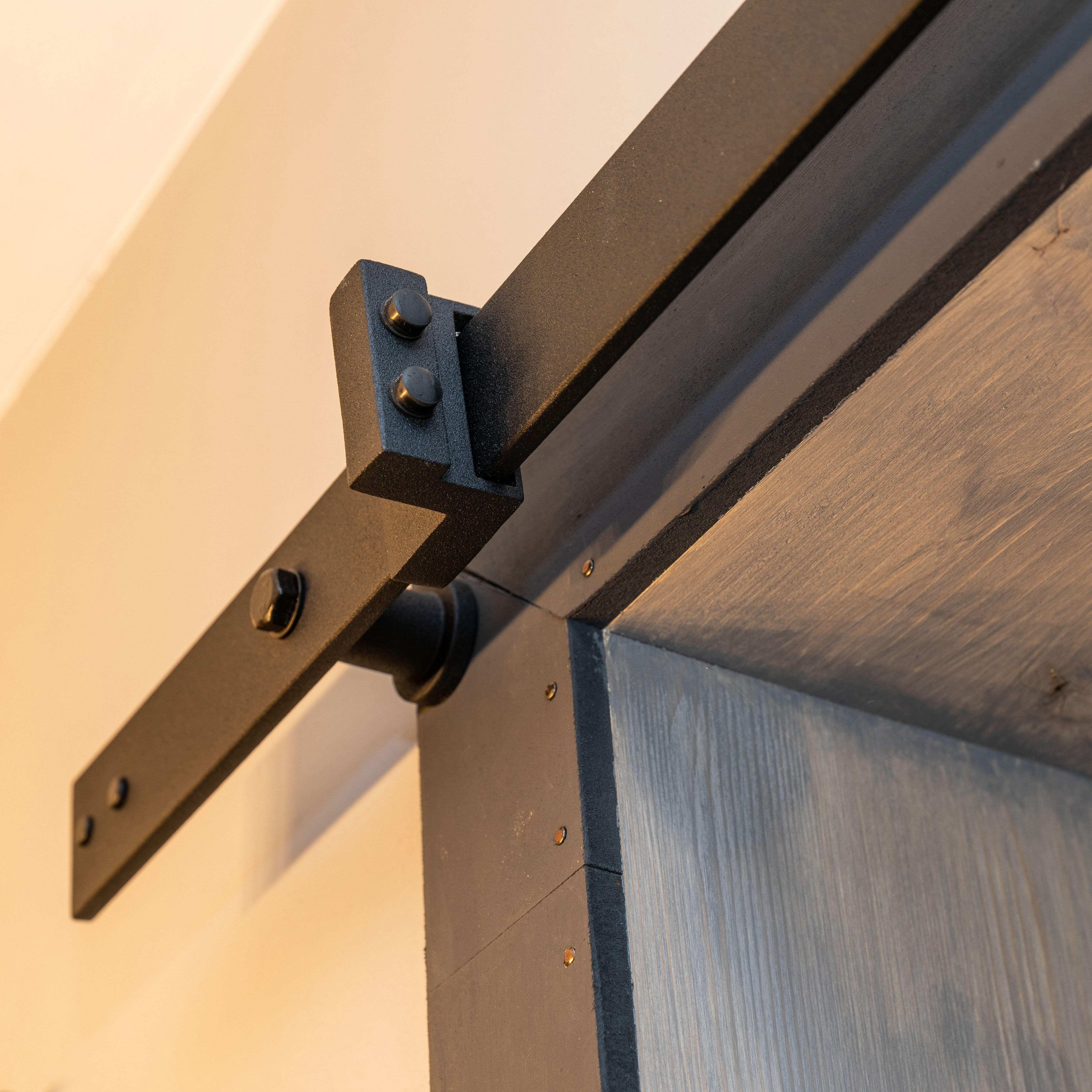 Guía puerta corredera aluminio negro Industrial recortable pared 180cm Artens - 25