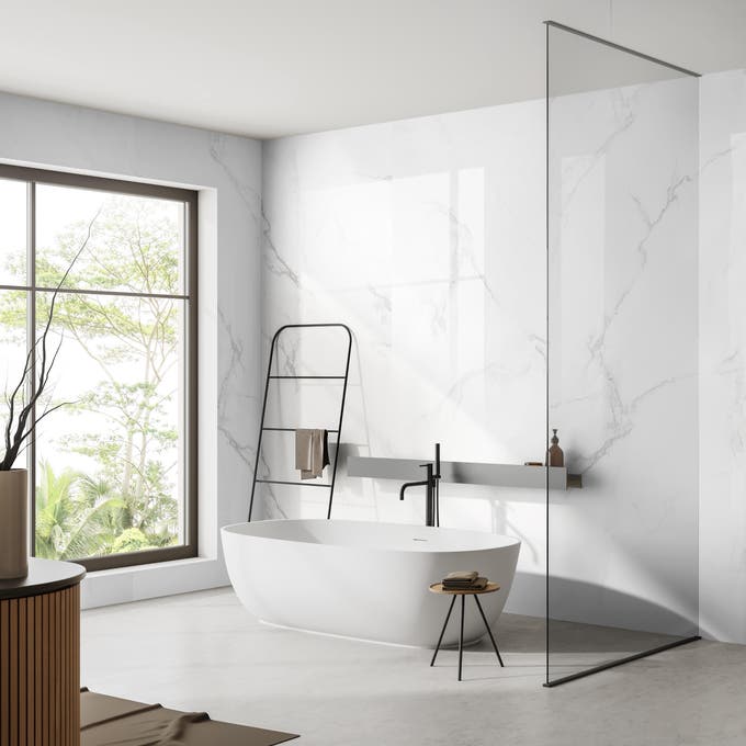 Baño con revestimiento de PVC. 