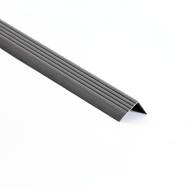 Plinthe alu NATERIAL anthracite, L.240 x l.4 x Ep.5.5 cm