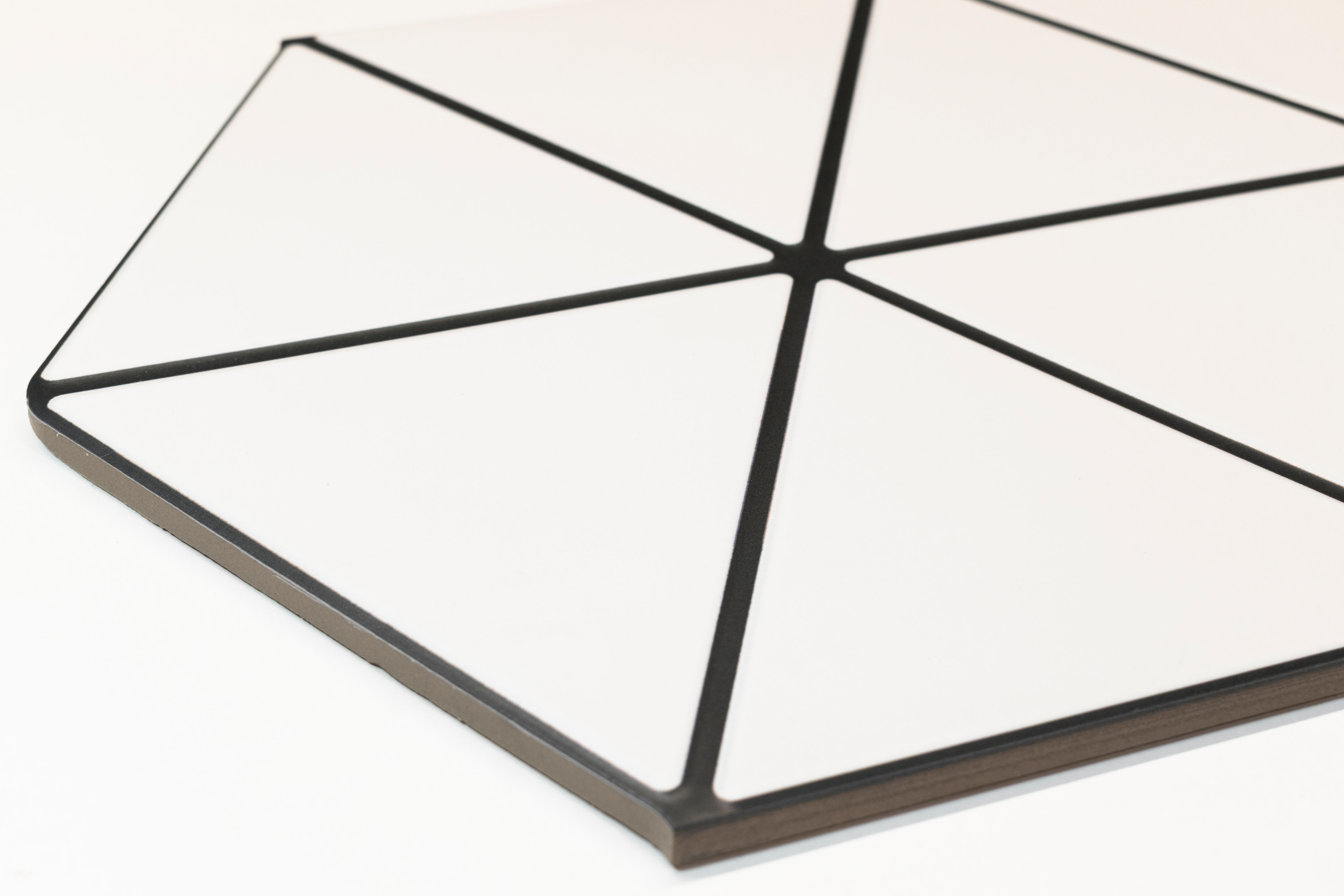 Azulejo porcelánico Triangle blanco 28x48.5 cm | Leroy Merlin