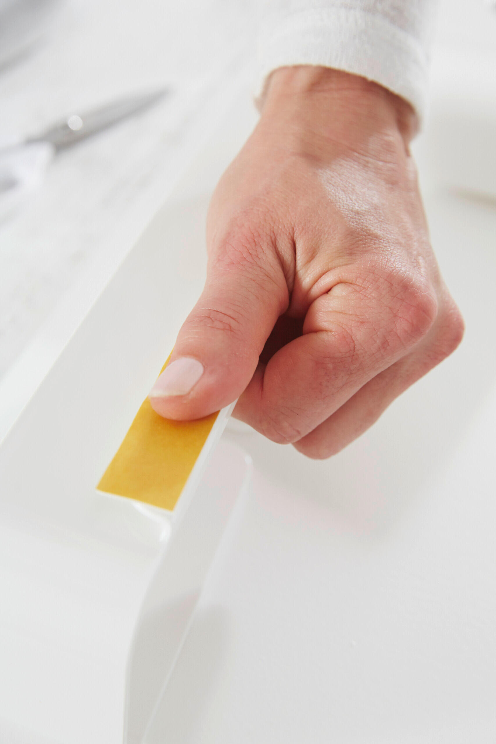 Fita adesiva dupla face fixação 1.5mx19mm branco Tesa - 7