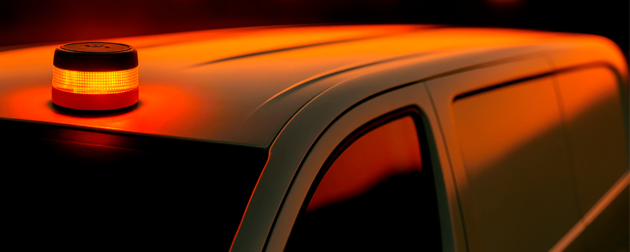 No olvides tu baliza de emergencia homologada por DGT durante tus transportes a Obra