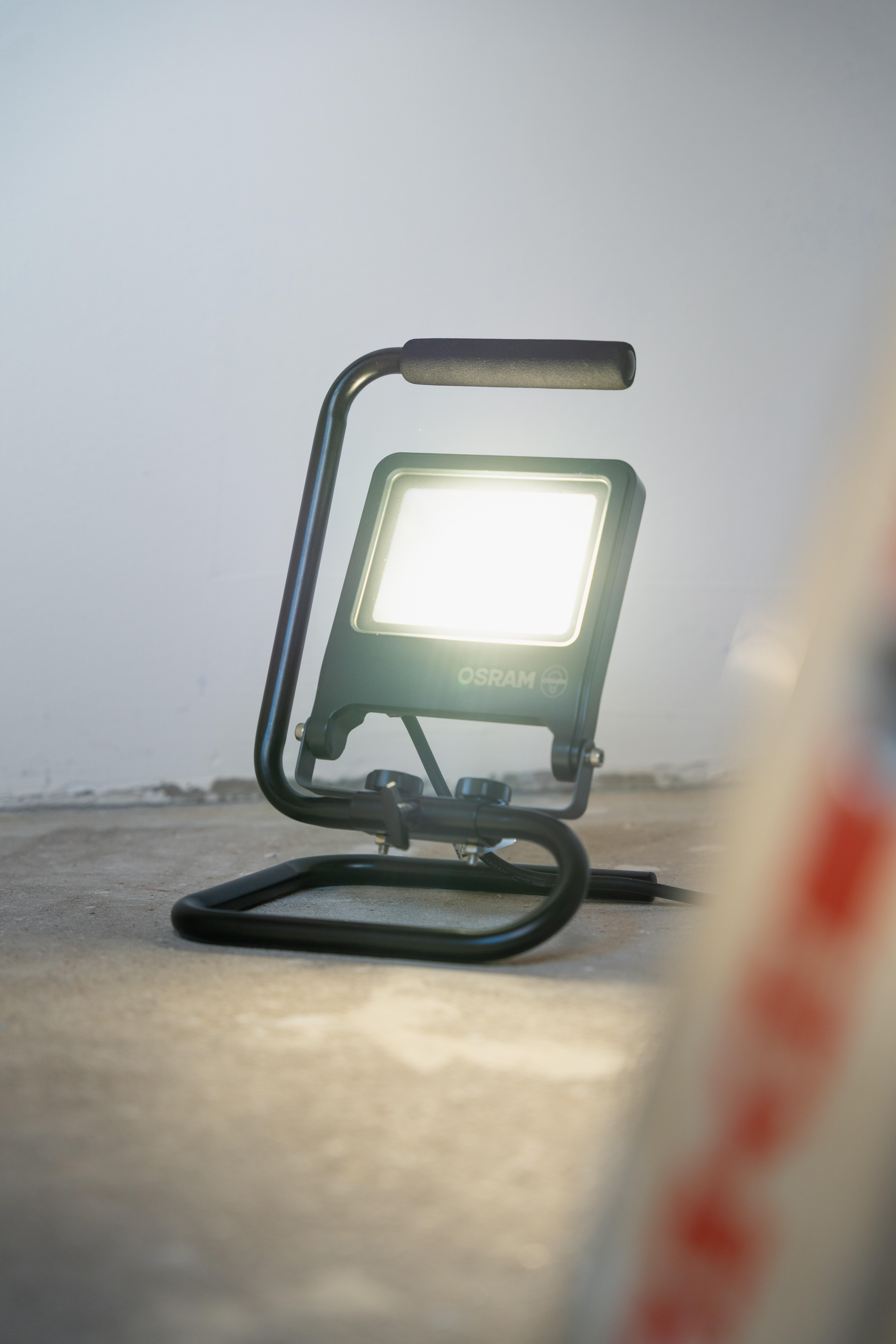 Projetor para exterior com lâmpada OSRAM preto 2700lm WORKLIGHTS S-STAND - 4