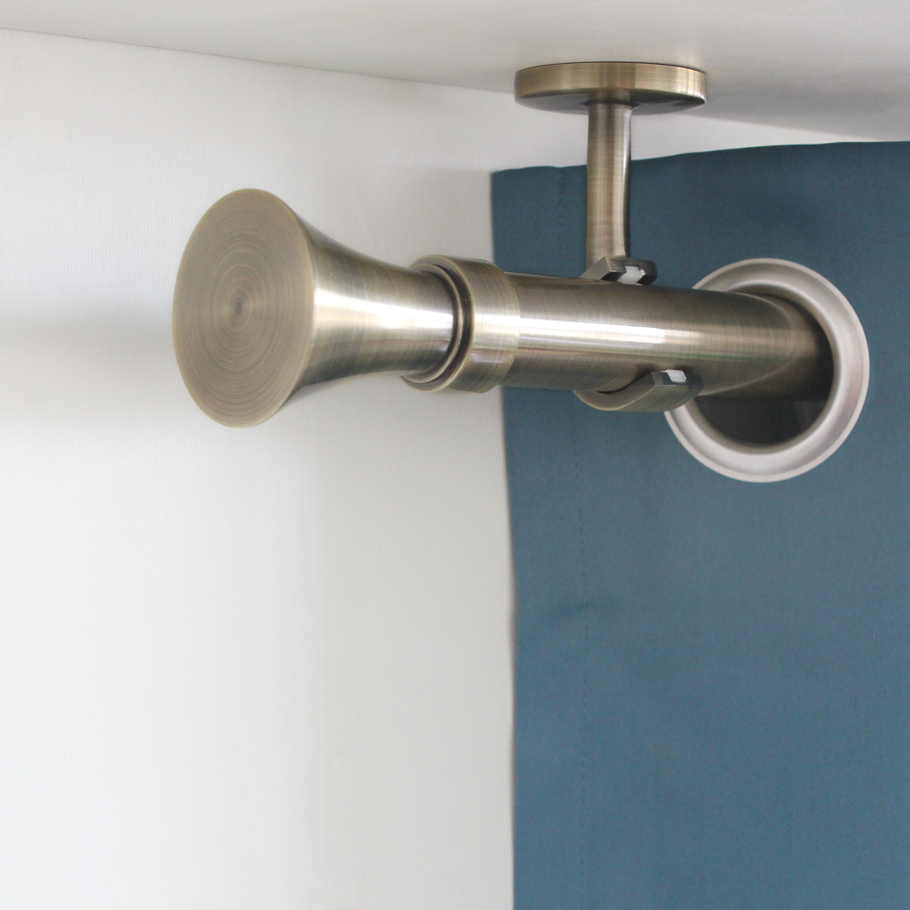 1 Soporte pared para barra diámetro 28 mm Neoclassic INSPIRE Aluminio Bronce cepillado 6.8 cm - 2