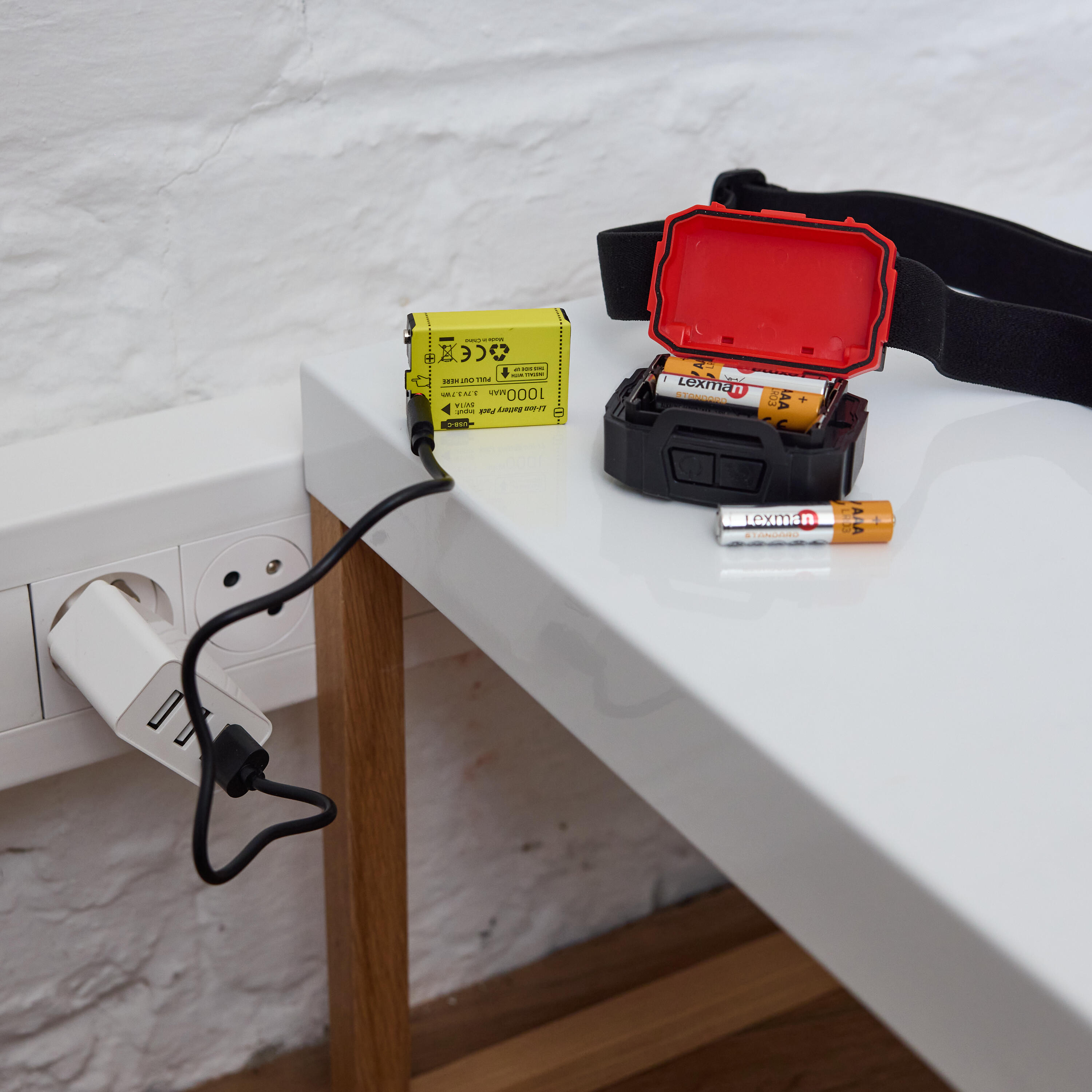 Latarka czołowa LED 750 lm USB-C lub 3xAAA Lexman - 4