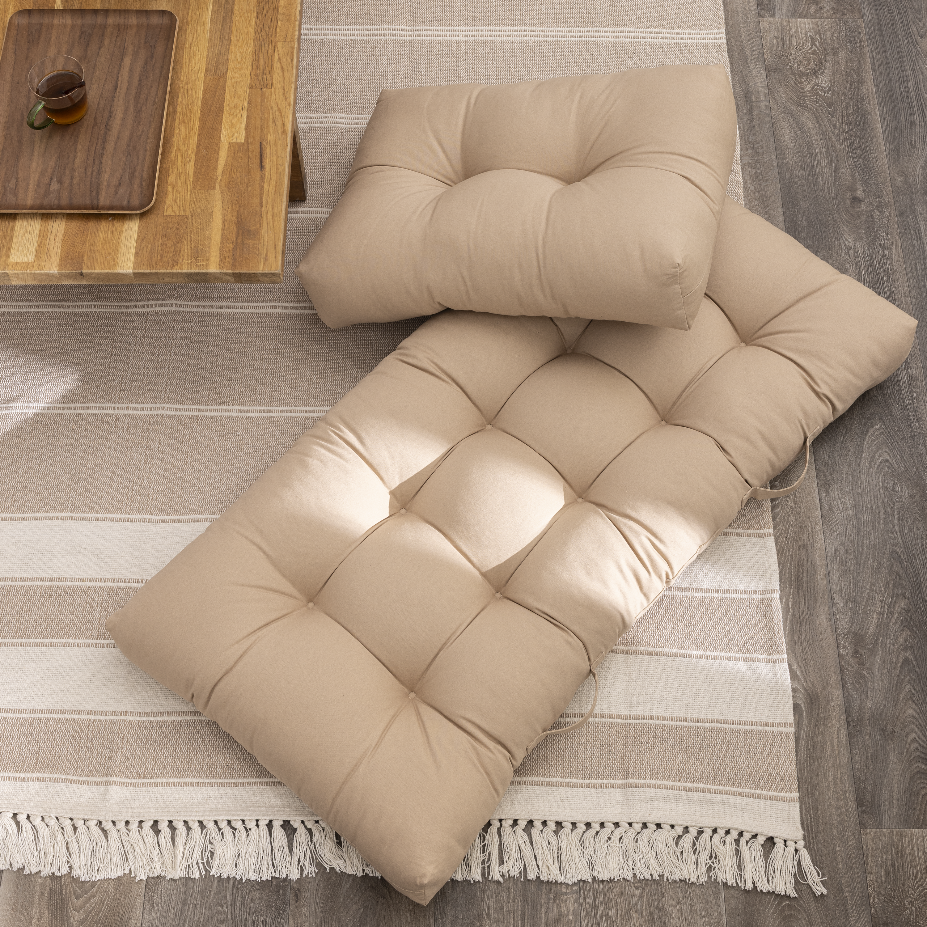 Cojín de suelo exterior/interior New Luck algodón beige trench INSPIRE 45x60x18cm - 7