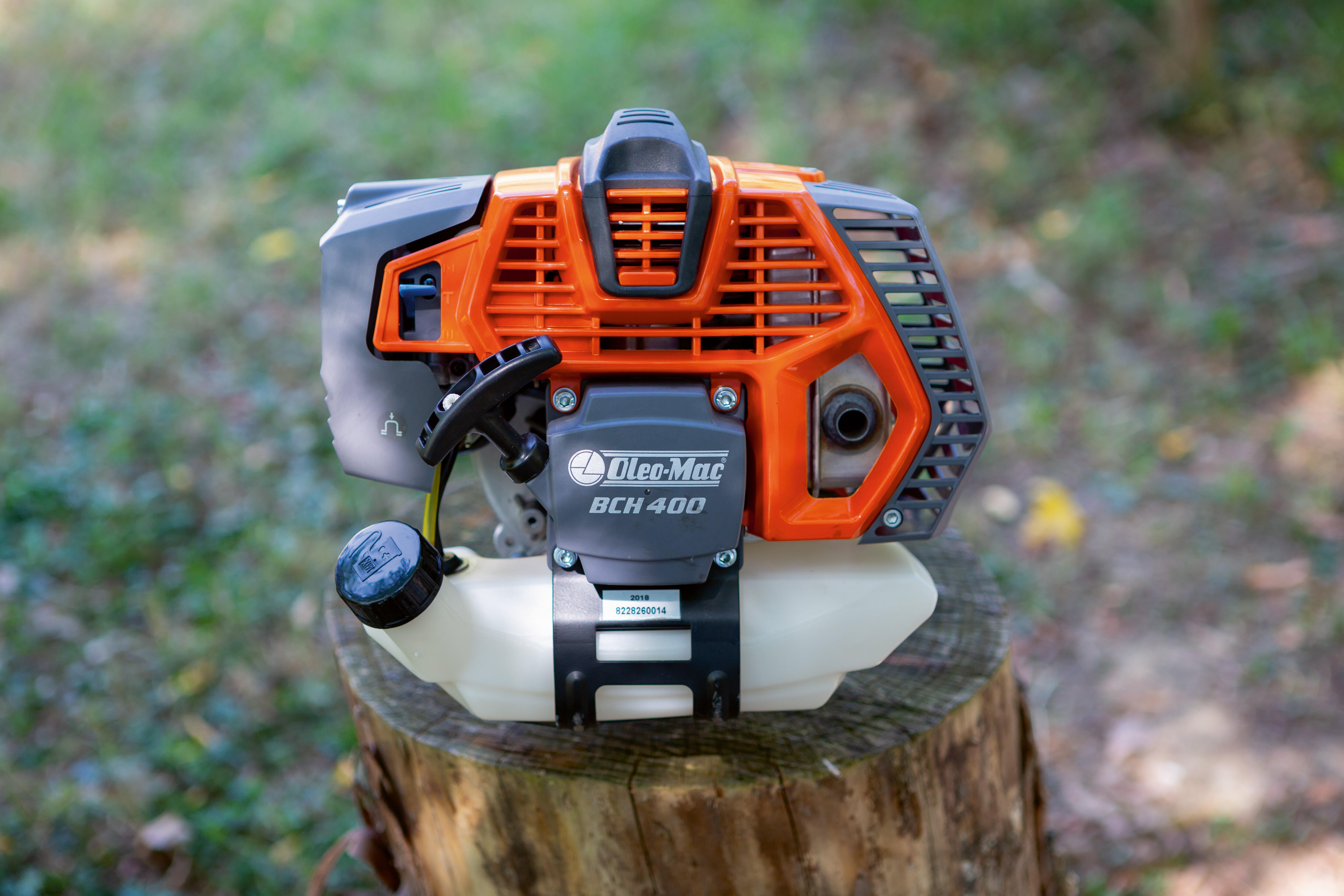 Desbrozadora de gasolina OLEO-MAC Bch 400 T 40.2 cc