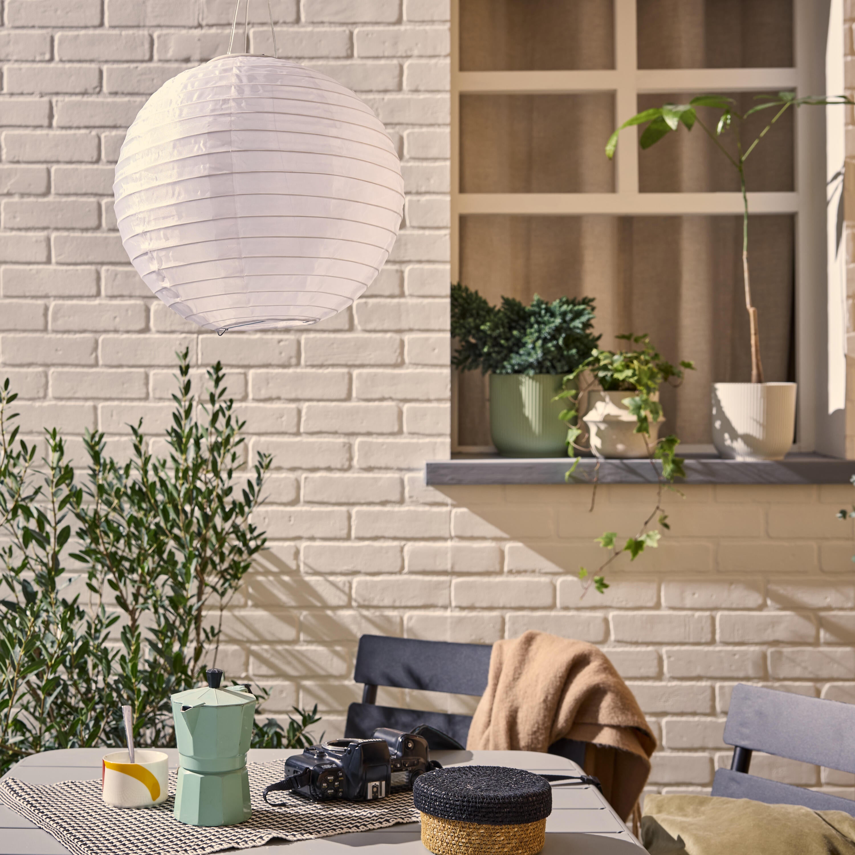 Suspension lanterne solaire décorative Diam. 30 cm, blanc chaud - 2