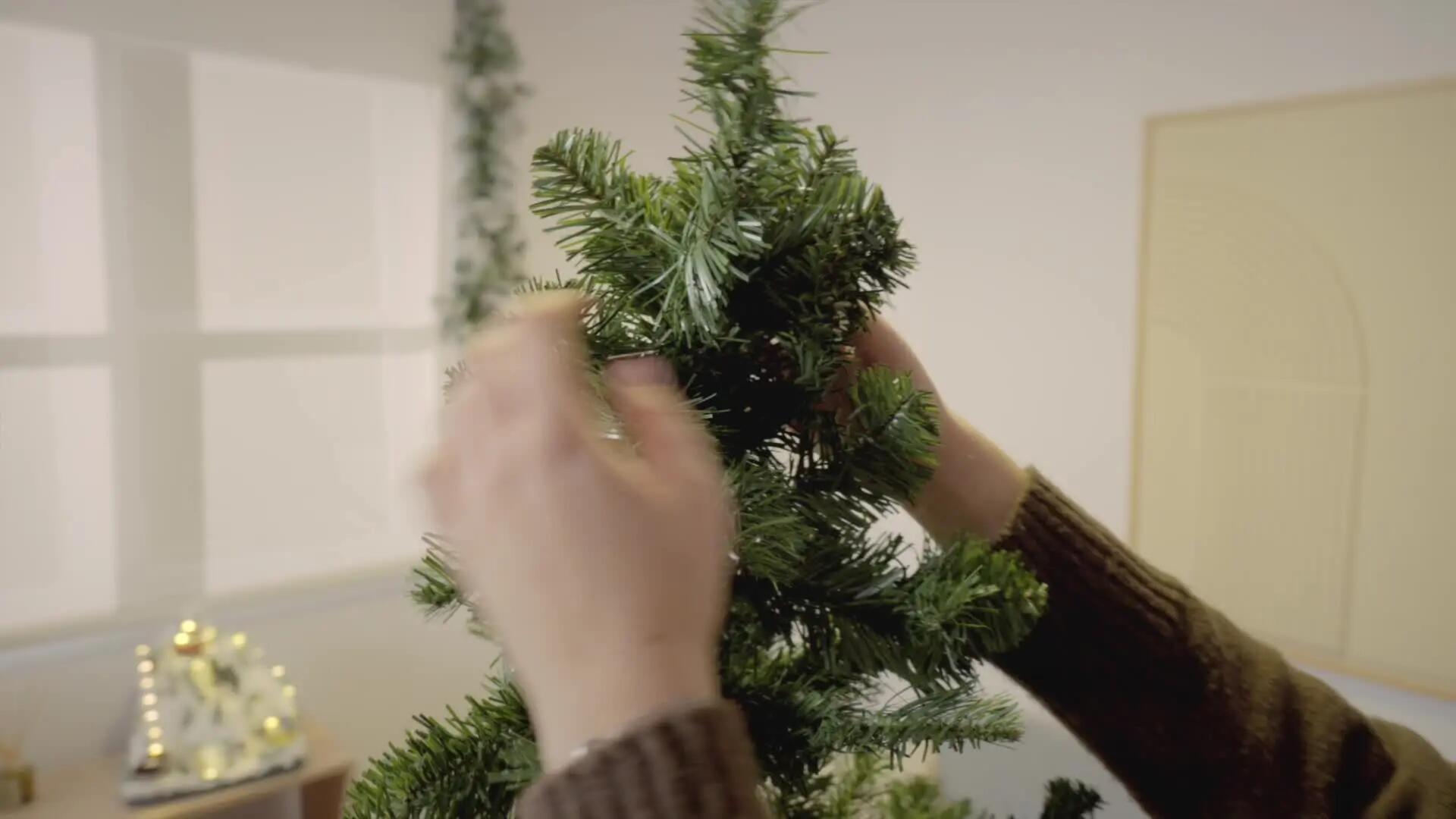 Árbol de Navidad Bormio de 240 cm de alto - 7