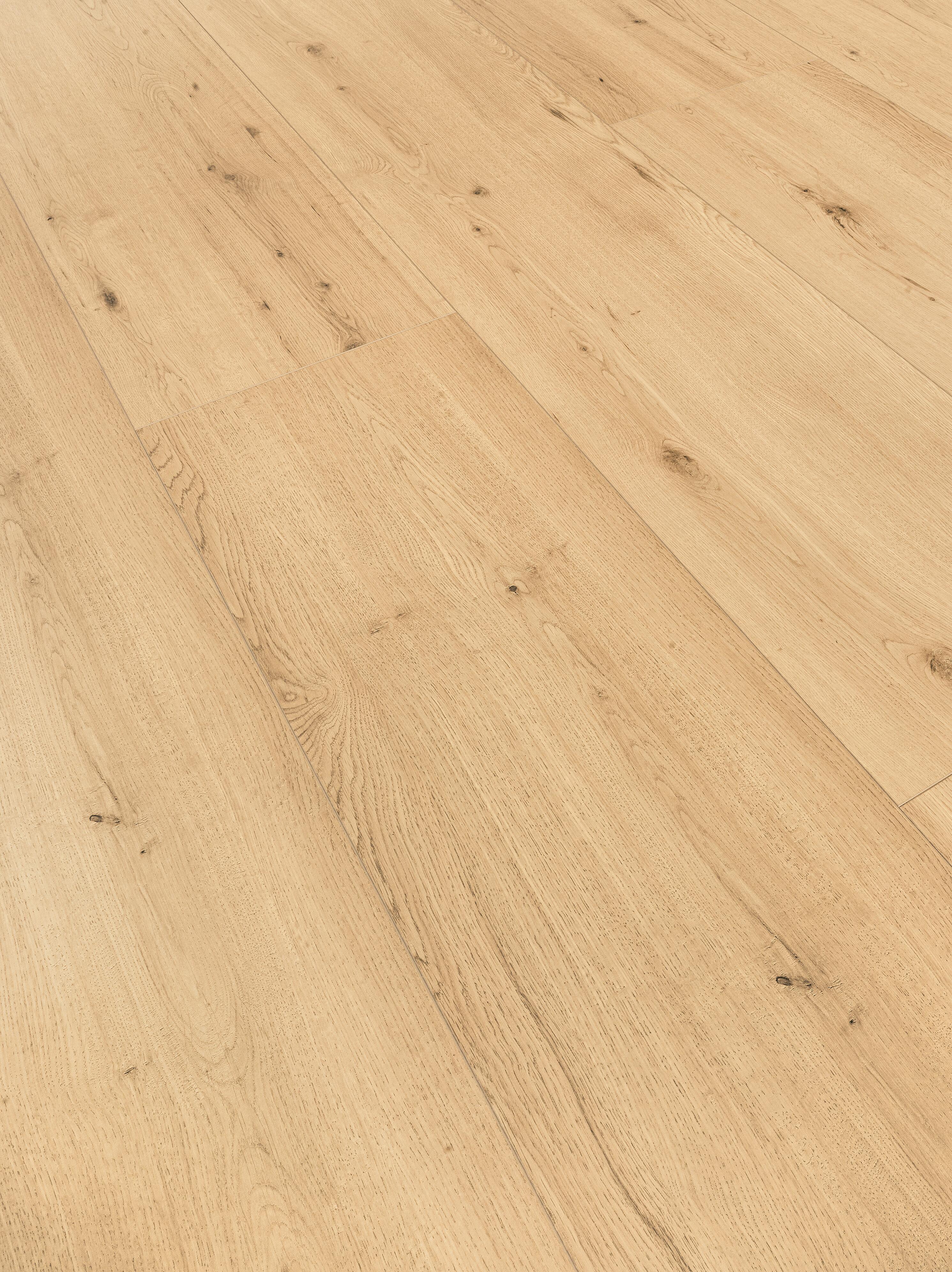 Sol stratifié Disentis MOD 014 AC5 EP.8mm L.138 x l. 19.3 cm - Swisskrono - 5