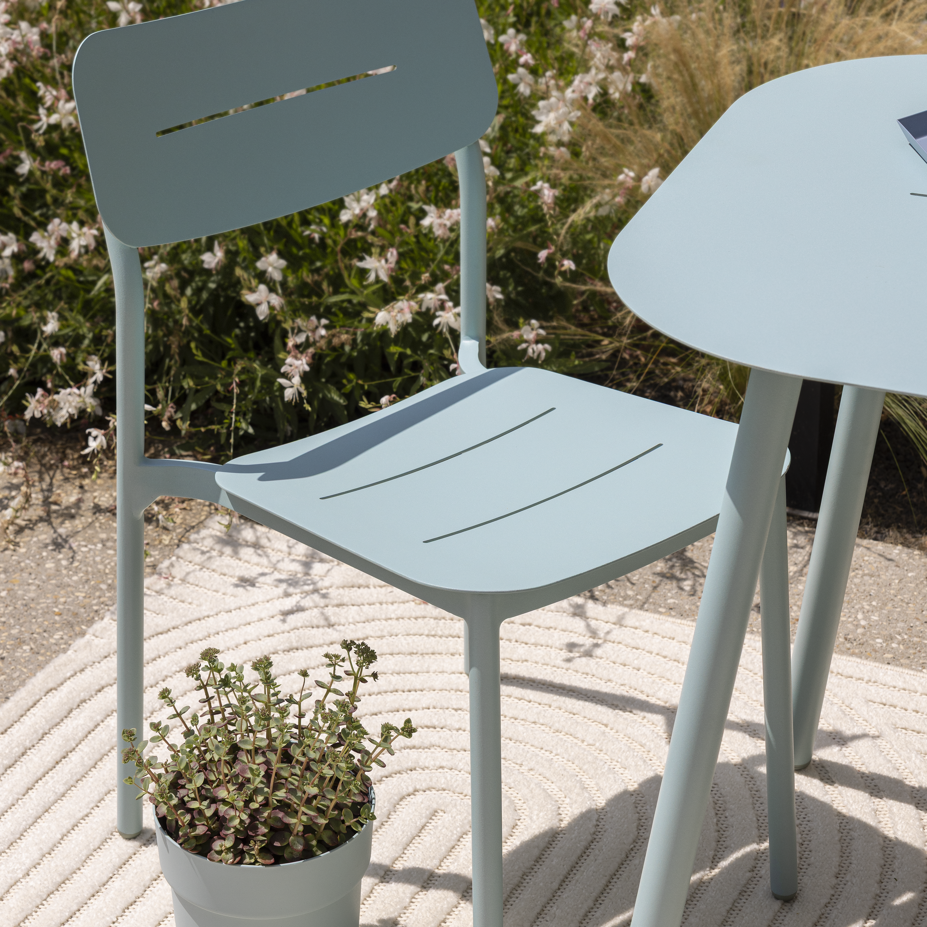 Chaise de jardin NATERIAL Anafi en aluminium bleu céladon - 10