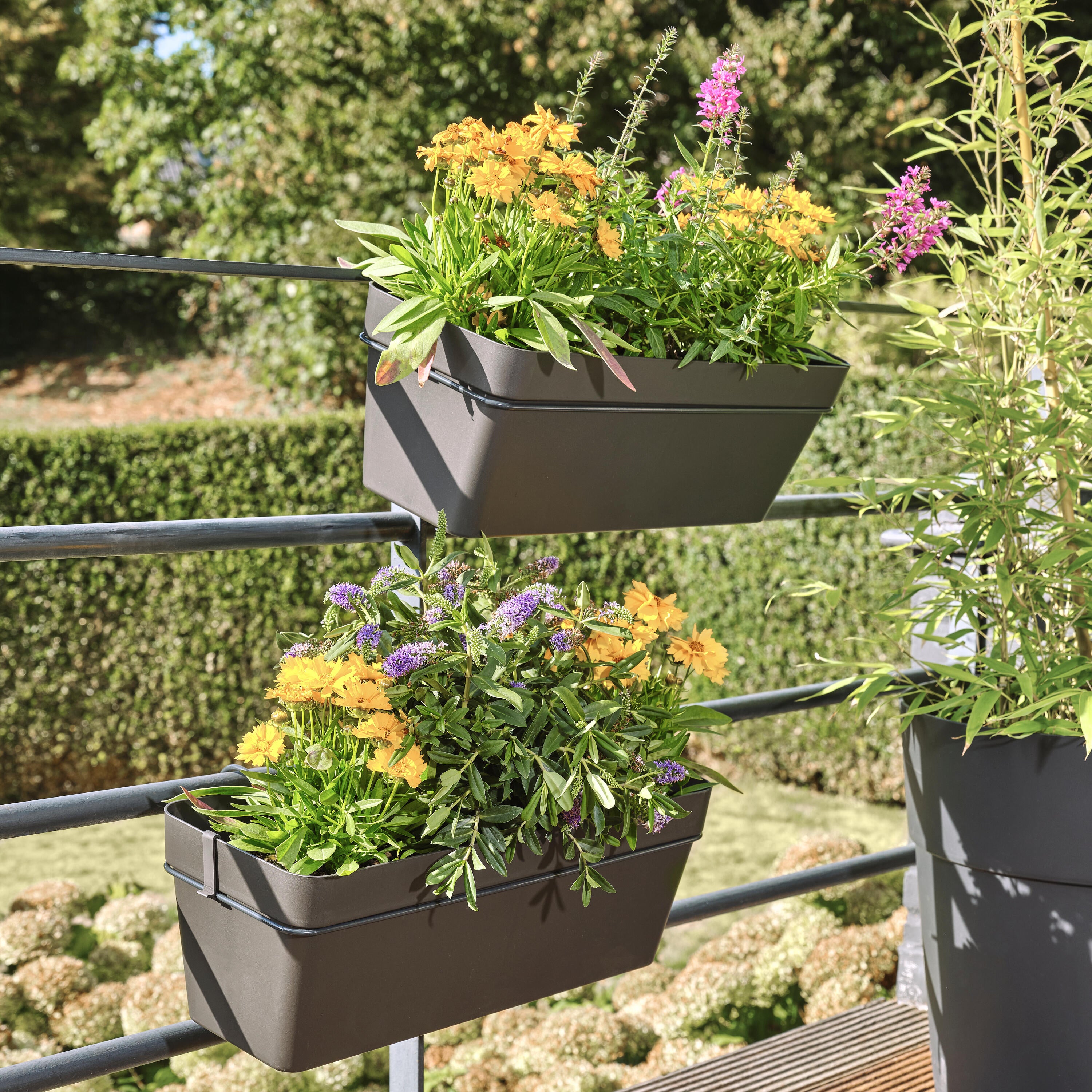 Vaso con sottovaso e supporto Ethica in polipropilene grigio L 50.2 x P 28.5 x H 20 cm, 1.44 l GEOLIA - 4