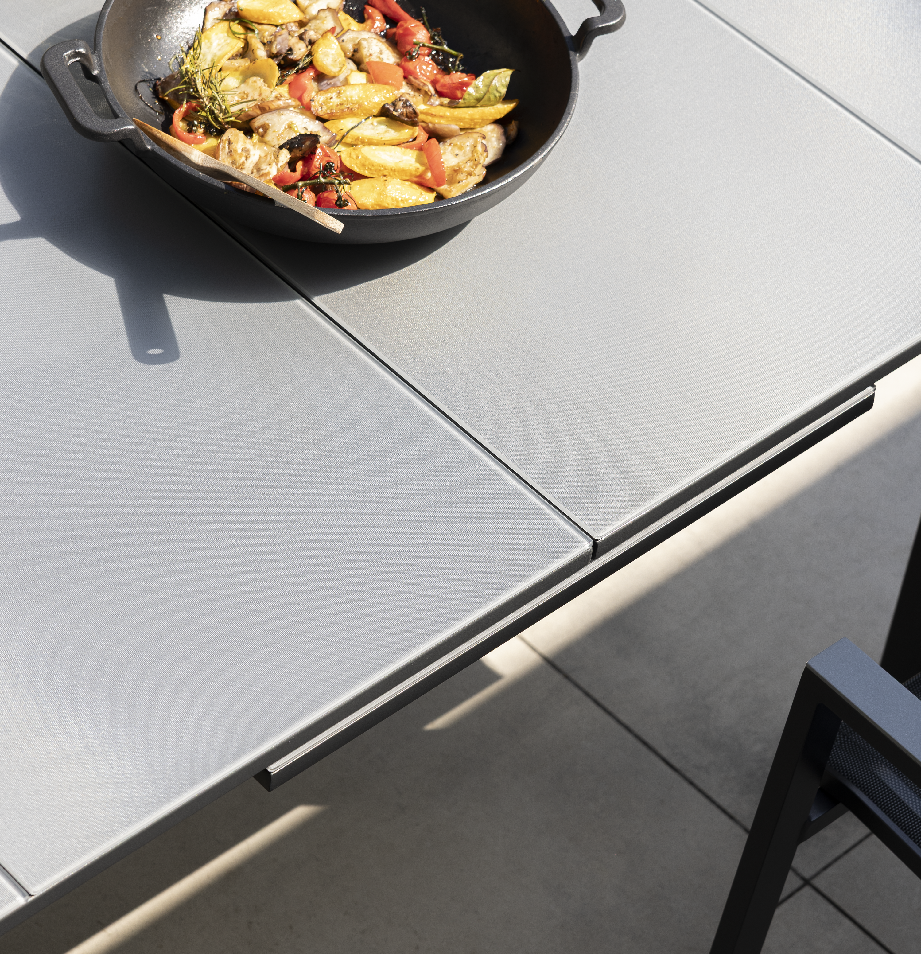 Mesa de refeição extensível em alumínio e vidro 188/244x100x76 cm antracite Naterial Odyssea+ - 28
