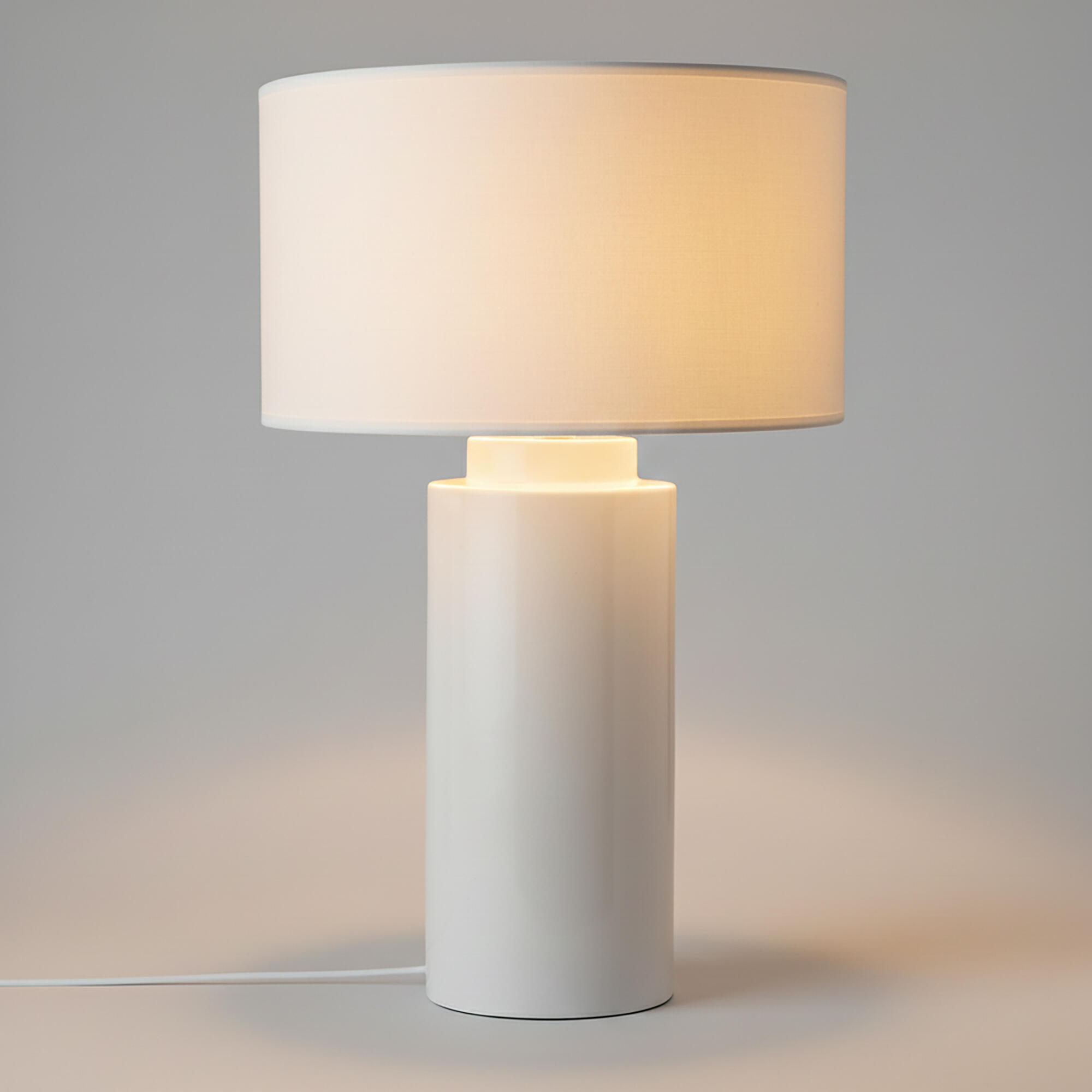 Lámpara de mesa compatible con casquillo E27 Albert XTRELAMP con estructura cerámica blanca pantalla blanca de lino alimentación a red - 2