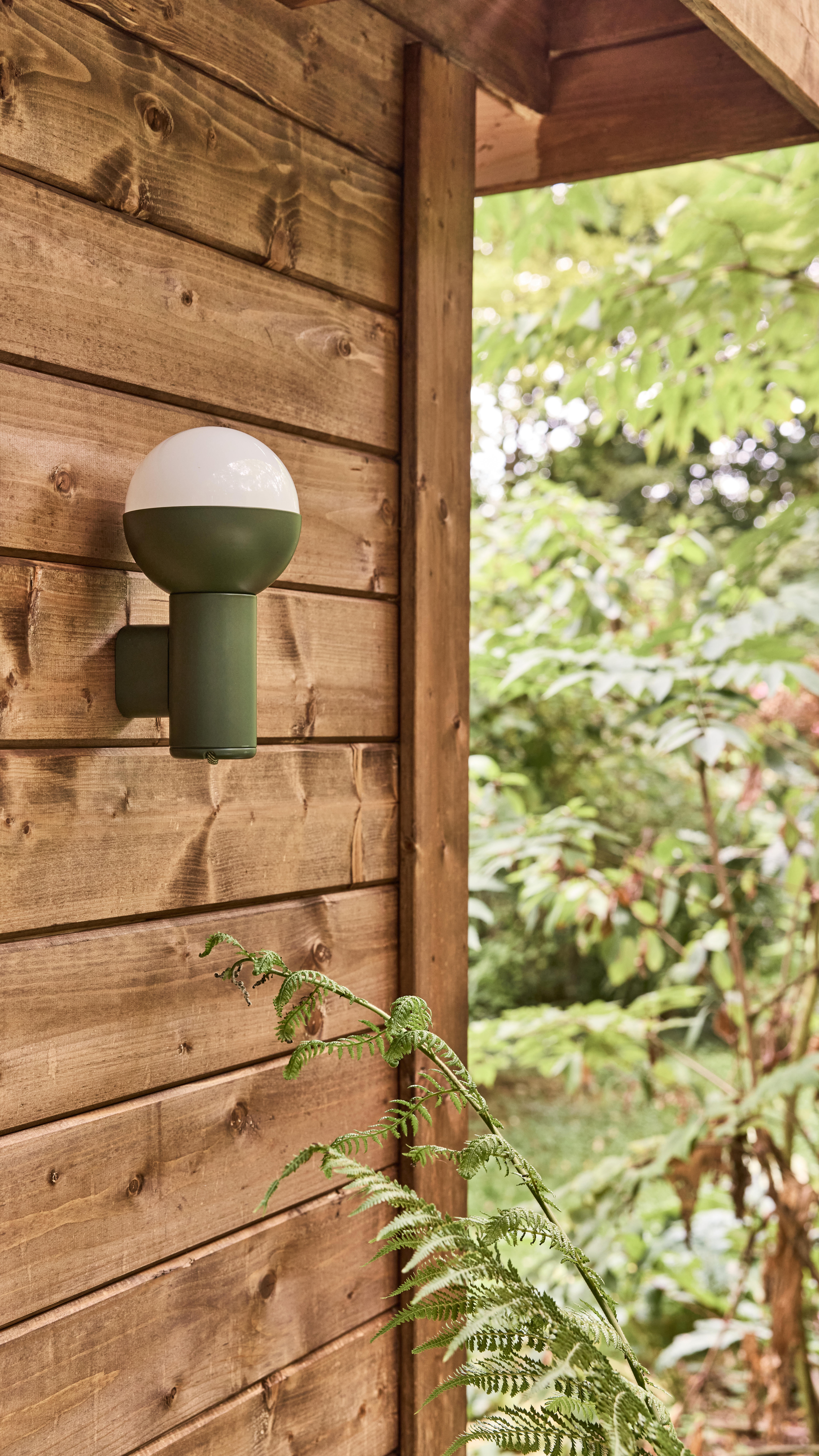 Lámpara de mesa sin cable LED con control de la intensidad de la luz Caspe Dolci INSPIRE con estructura verde pantalla verde luz cálida 3000K - 3