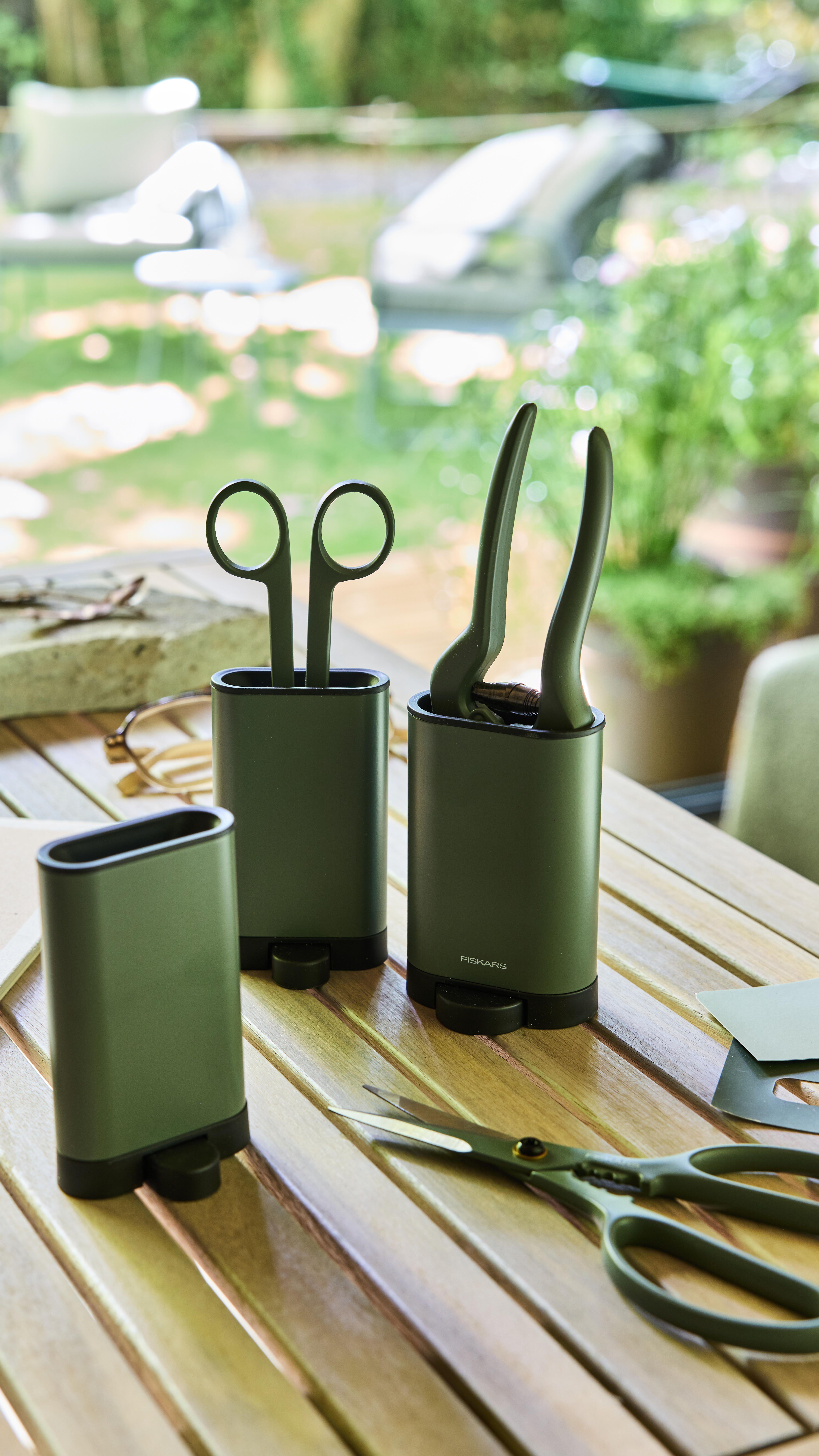 KIT DE TROIS OUTILS TAILLE AVEC POT - 3