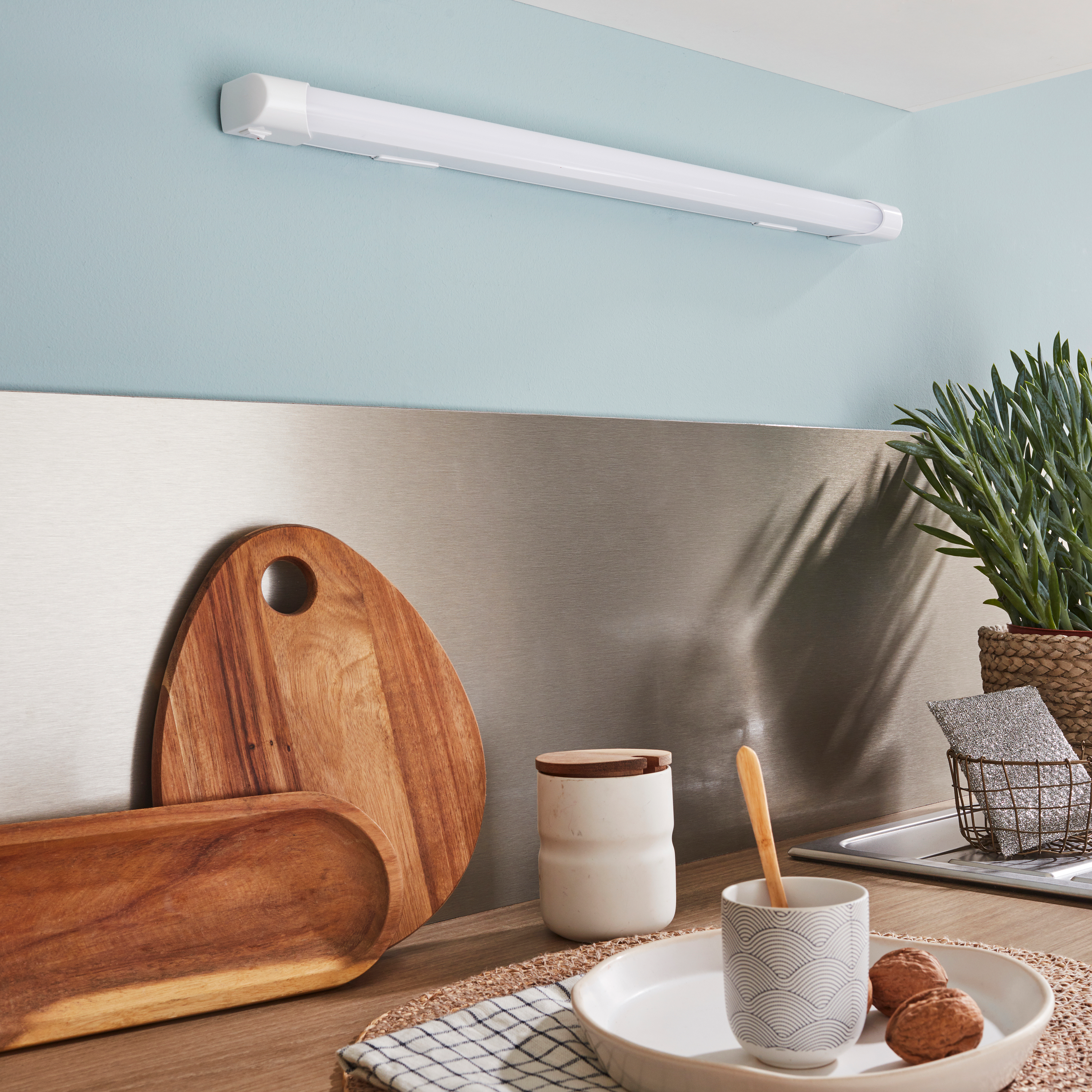 Réglette LED Vilni L.60 cm, 1100 lumens, blanc neutre INSPIRE - 2
