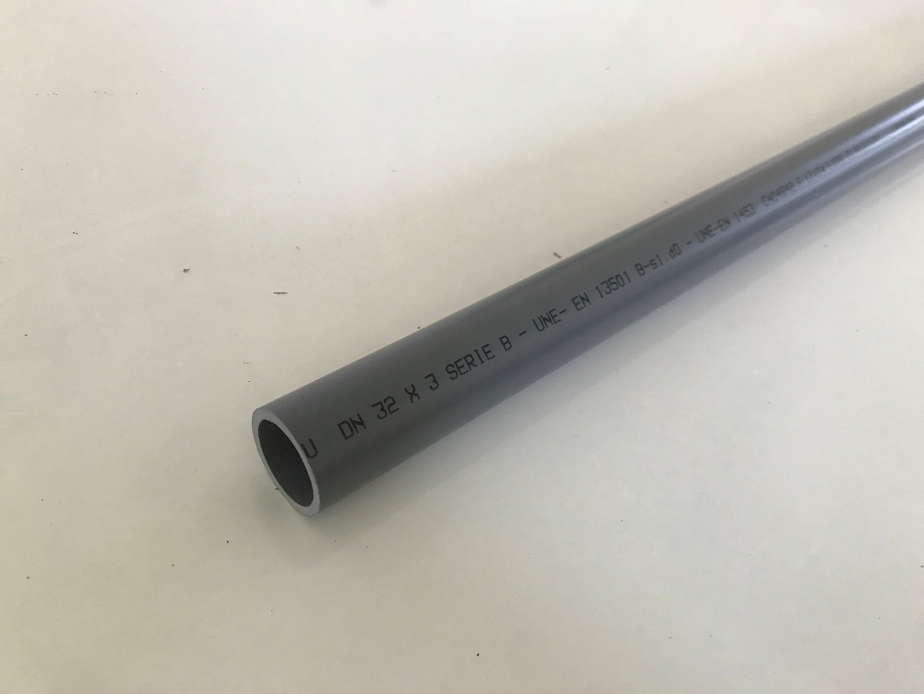 Tubo pvc-evacuacion 1m d-32 - 2