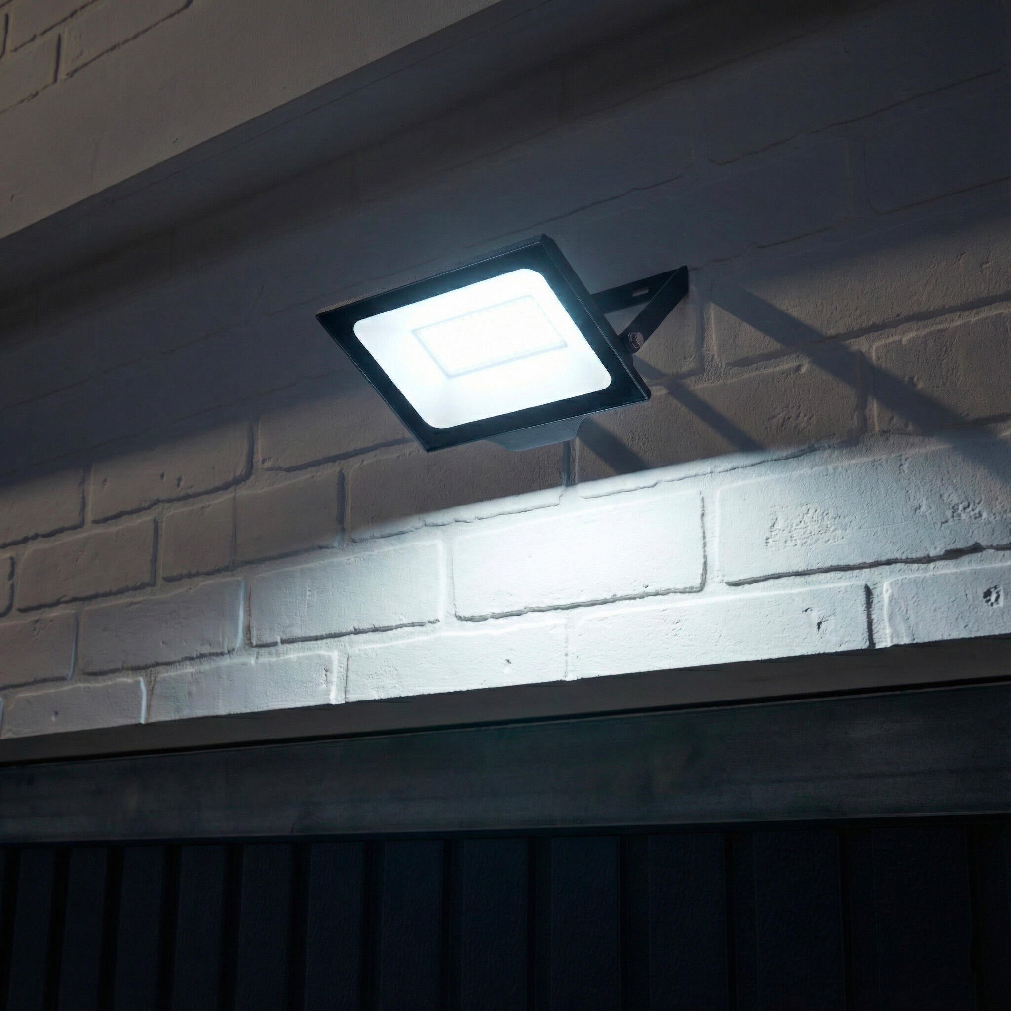 Projecteur extérieur LED, 5500 lumens, blanc froid, Wilets INSPIRE noir - 5