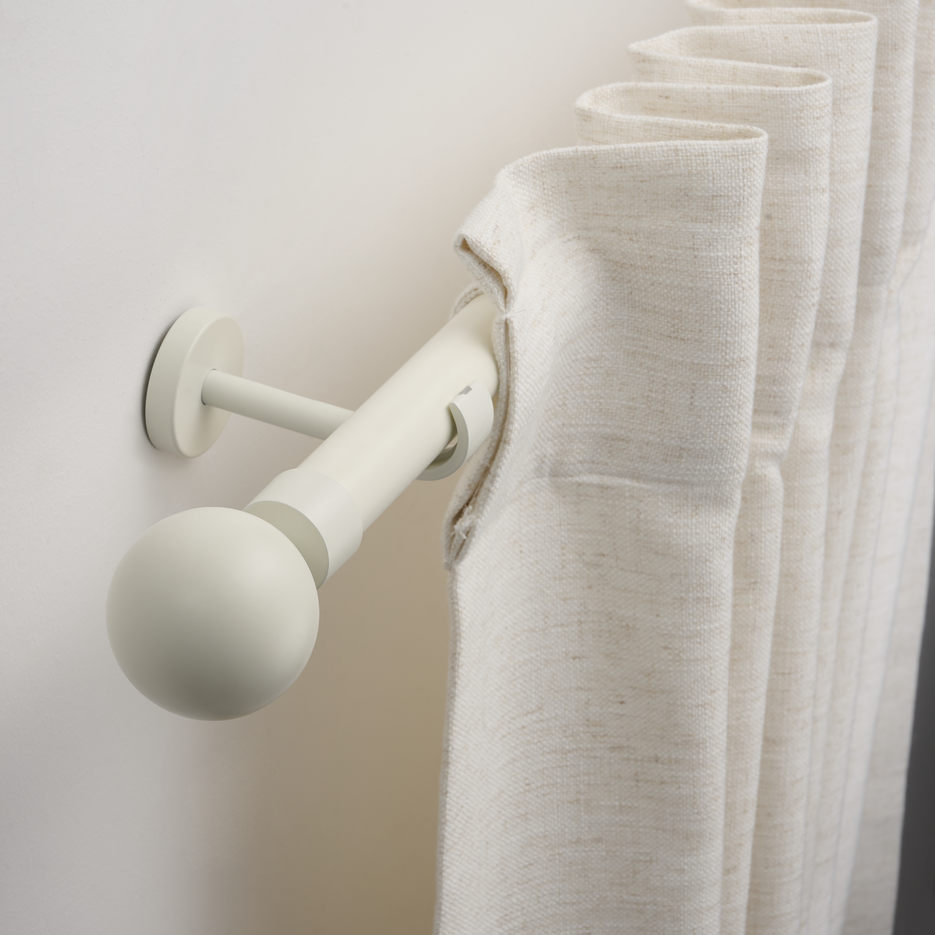 Kit varões extensível 210cm Bola D28mm aço branco Inspire - 7